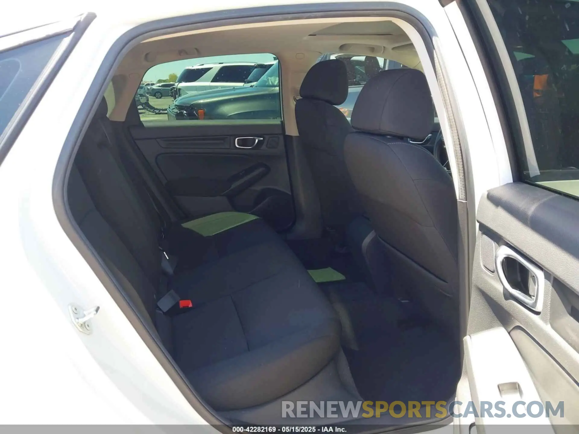 8 Photograph of a damaged car 2HGFE1F70RH320192 HONDA CIVIC 2024