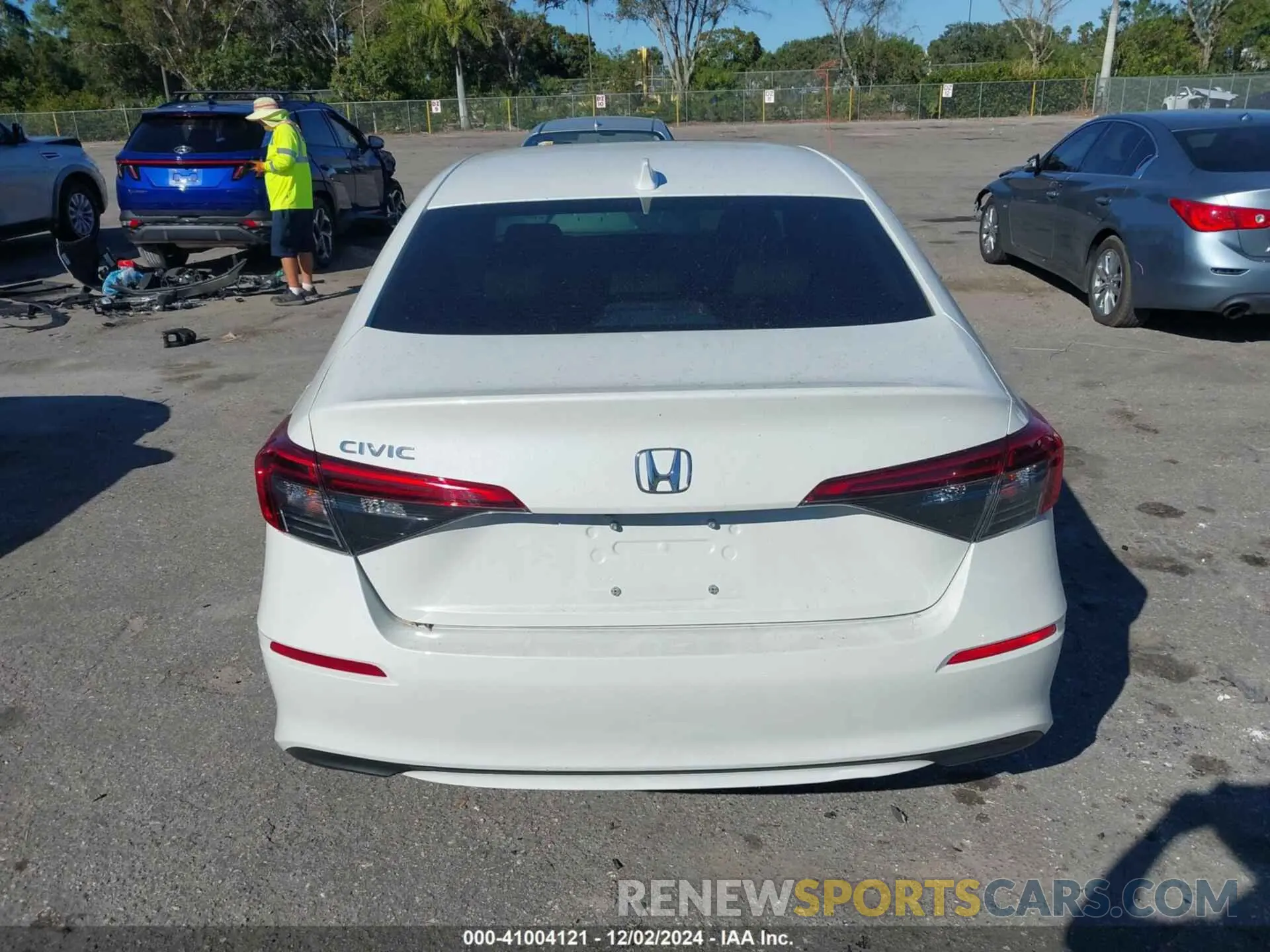 16 Photograph of a damaged car 2HGFE1F70RH326686 HONDA CIVIC 2024