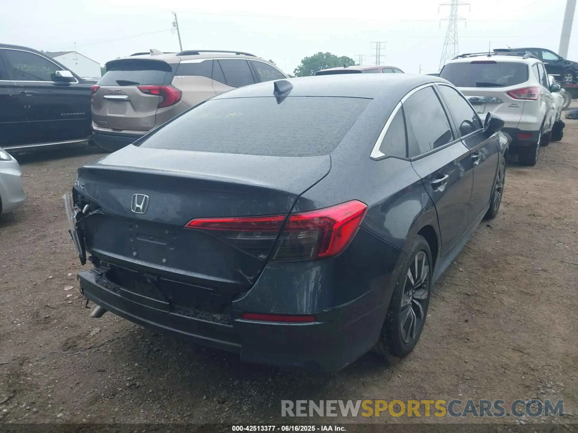 4 Photograph of a damaged car 2HGFE1F71RH303773 HONDA CIVIC 2024