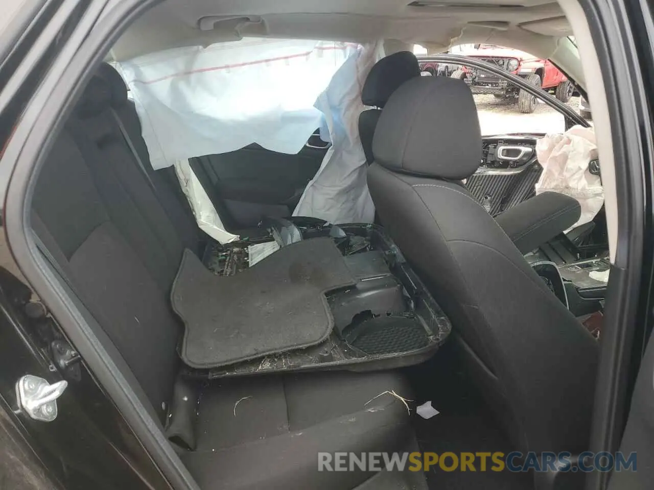 10 Photograph of a damaged car 2HGFE1F71RH329547 HONDA CIVIC 2024