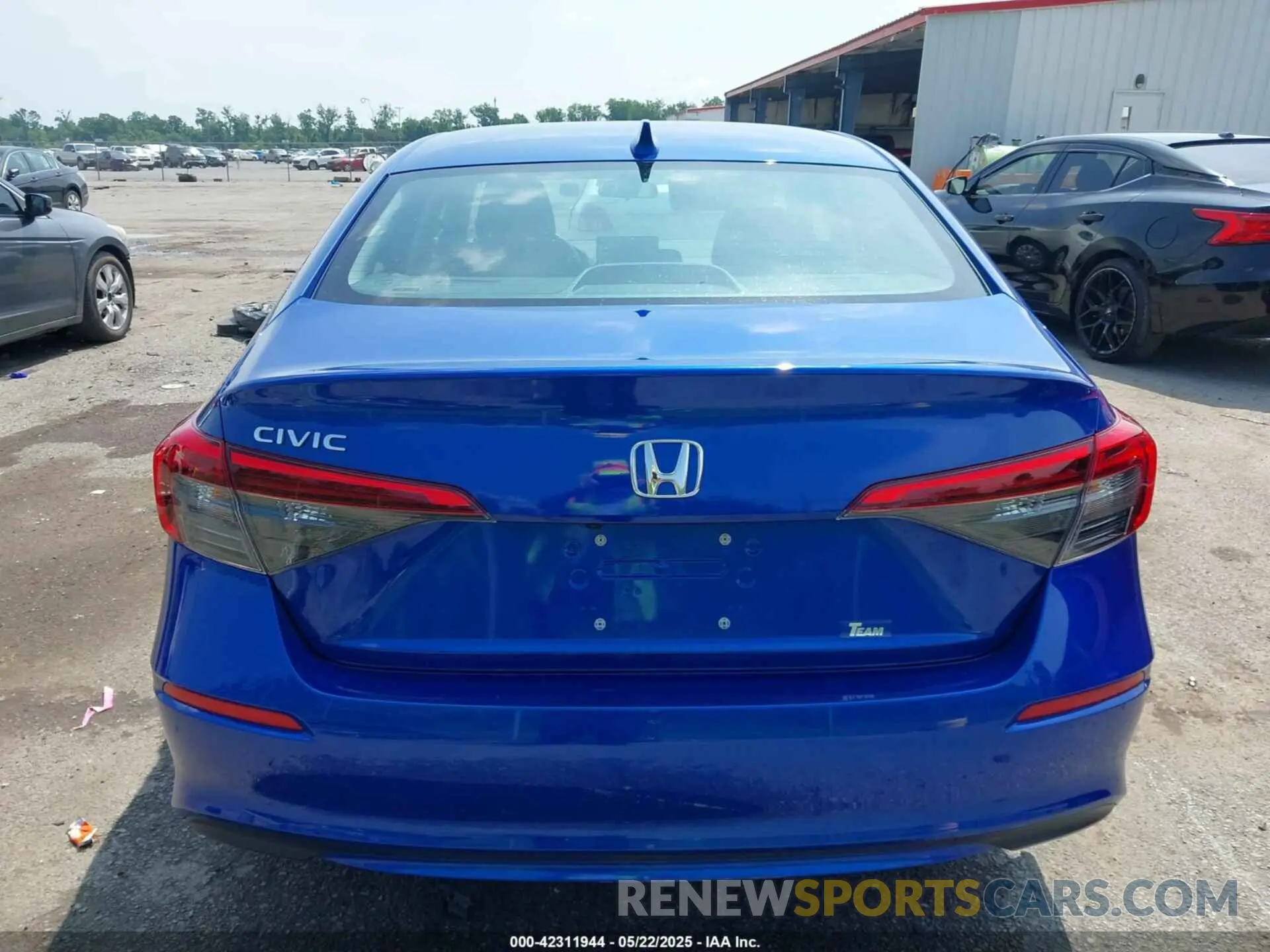 16 Photograph of a damaged car 2HGFE1F71RH338572 HONDA CIVIC 2024