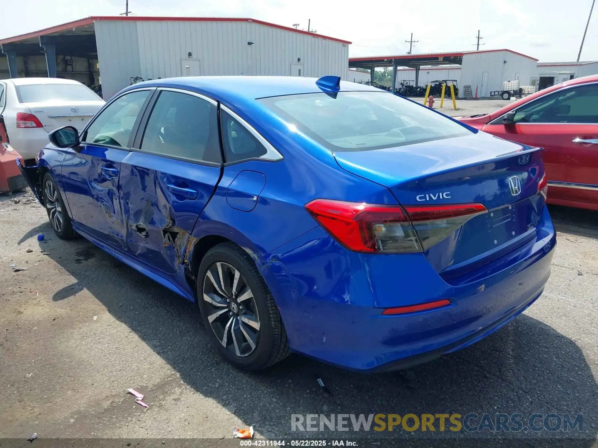 3 Photograph of a damaged car 2HGFE1F71RH338572 HONDA CIVIC 2024
