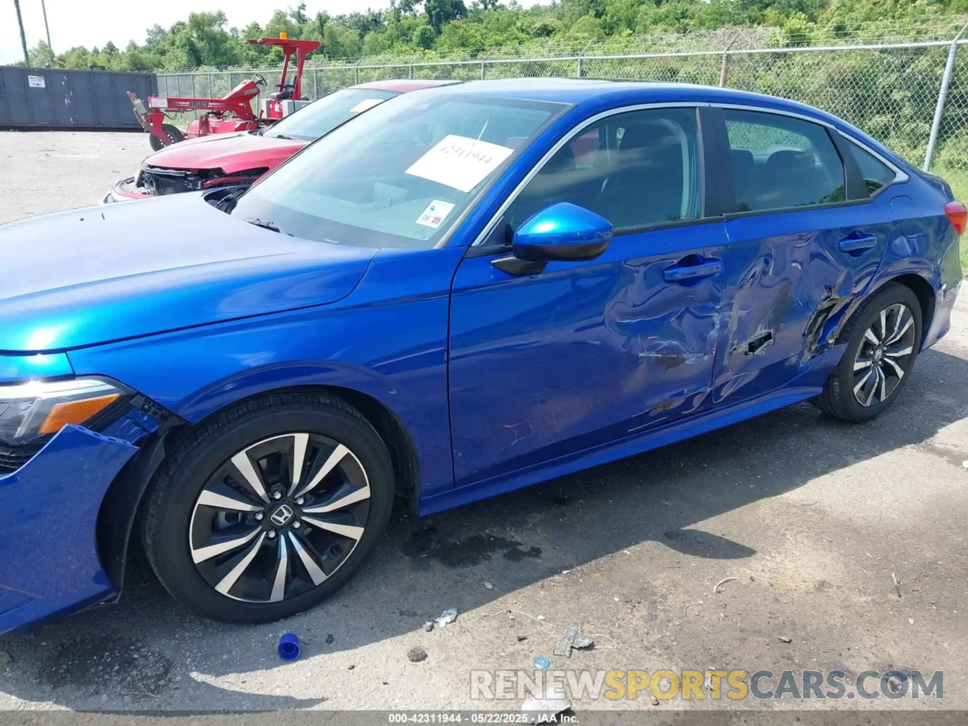 6 Photograph of a damaged car 2HGFE1F71RH338572 HONDA CIVIC 2024