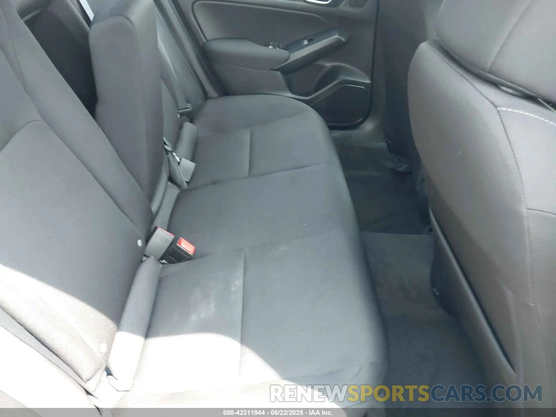 8 Photograph of a damaged car 2HGFE1F71RH338572 HONDA CIVIC 2024