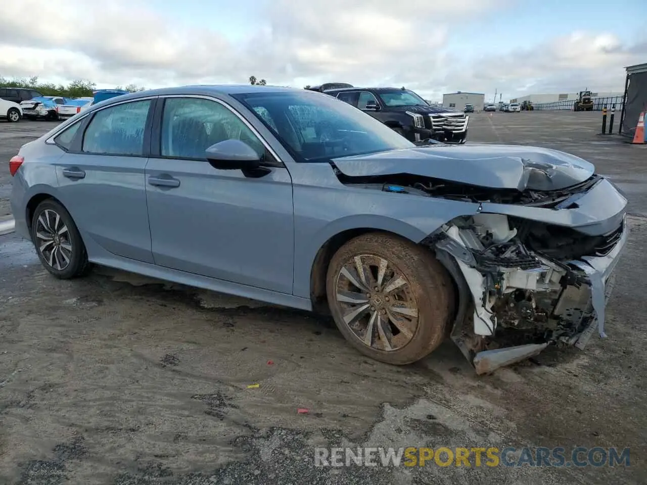 4 Photograph of a damaged car 2HGFE1F75RH331382 HONDA CIVIC 2024