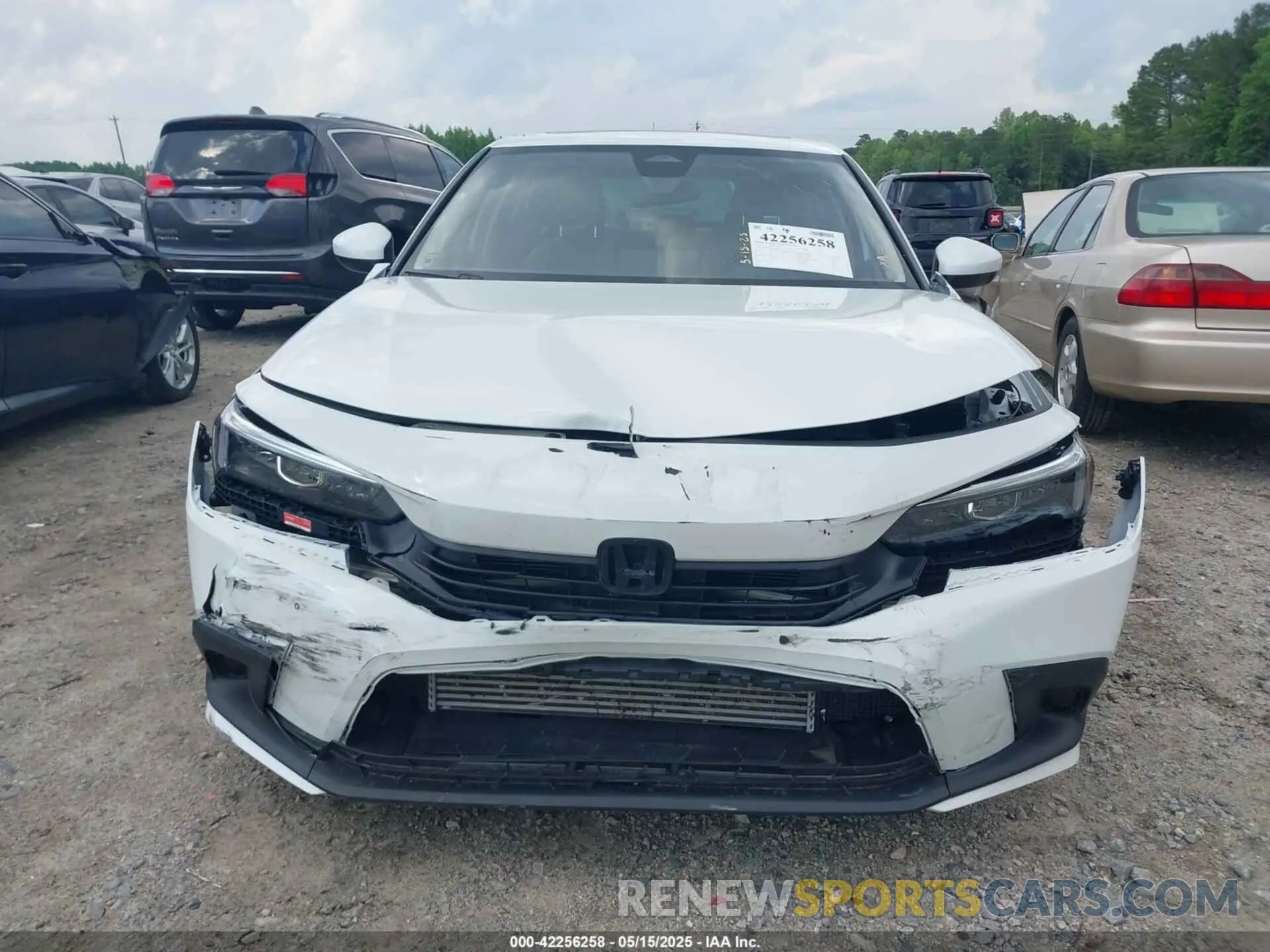 12 Photograph of a damaged car 2HGFE1F76RH304286 HONDA CIVIC 2024