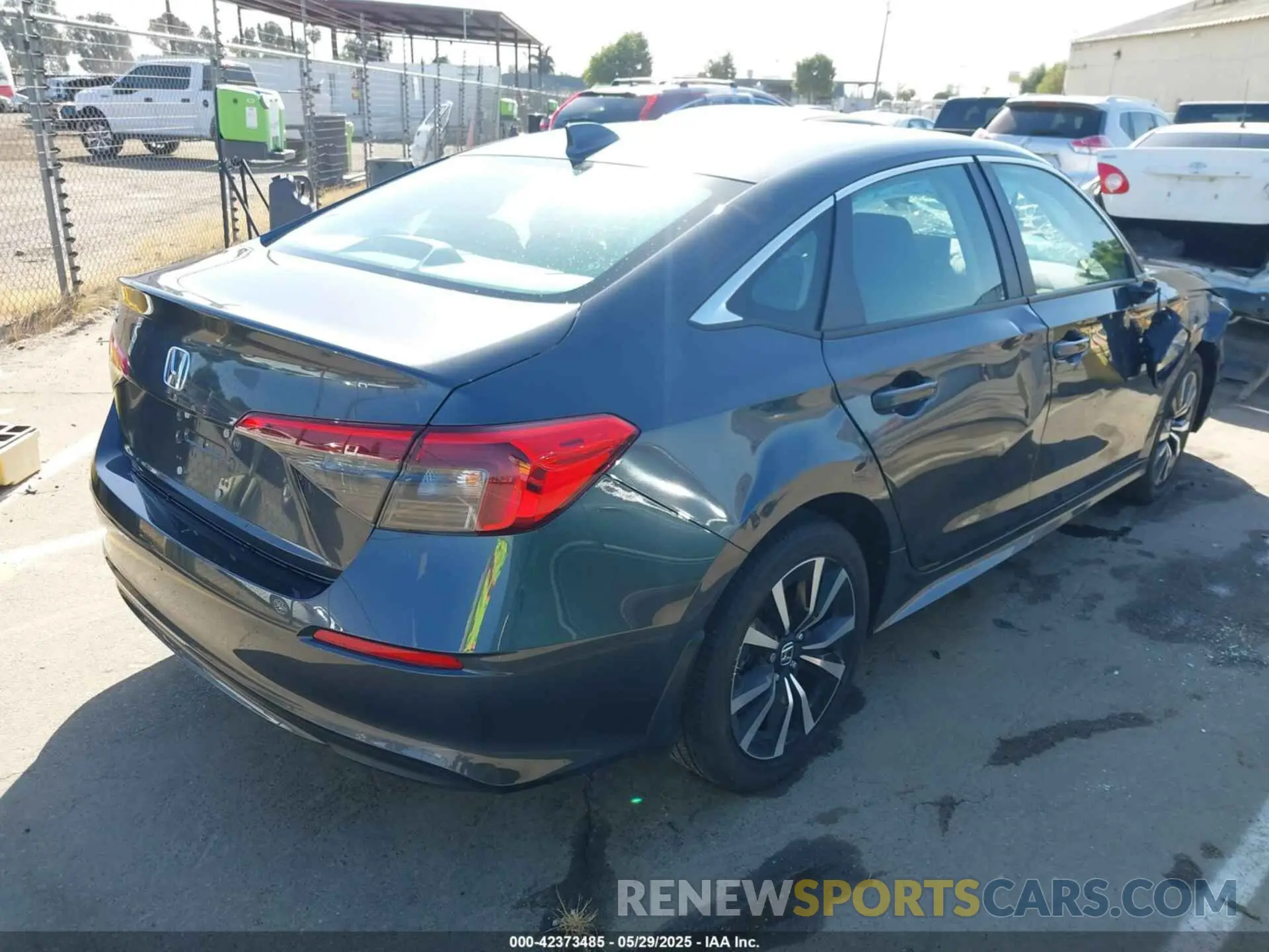 4 Photograph of a damaged car 2HGFE1F76RH332735 HONDA CIVIC 2024