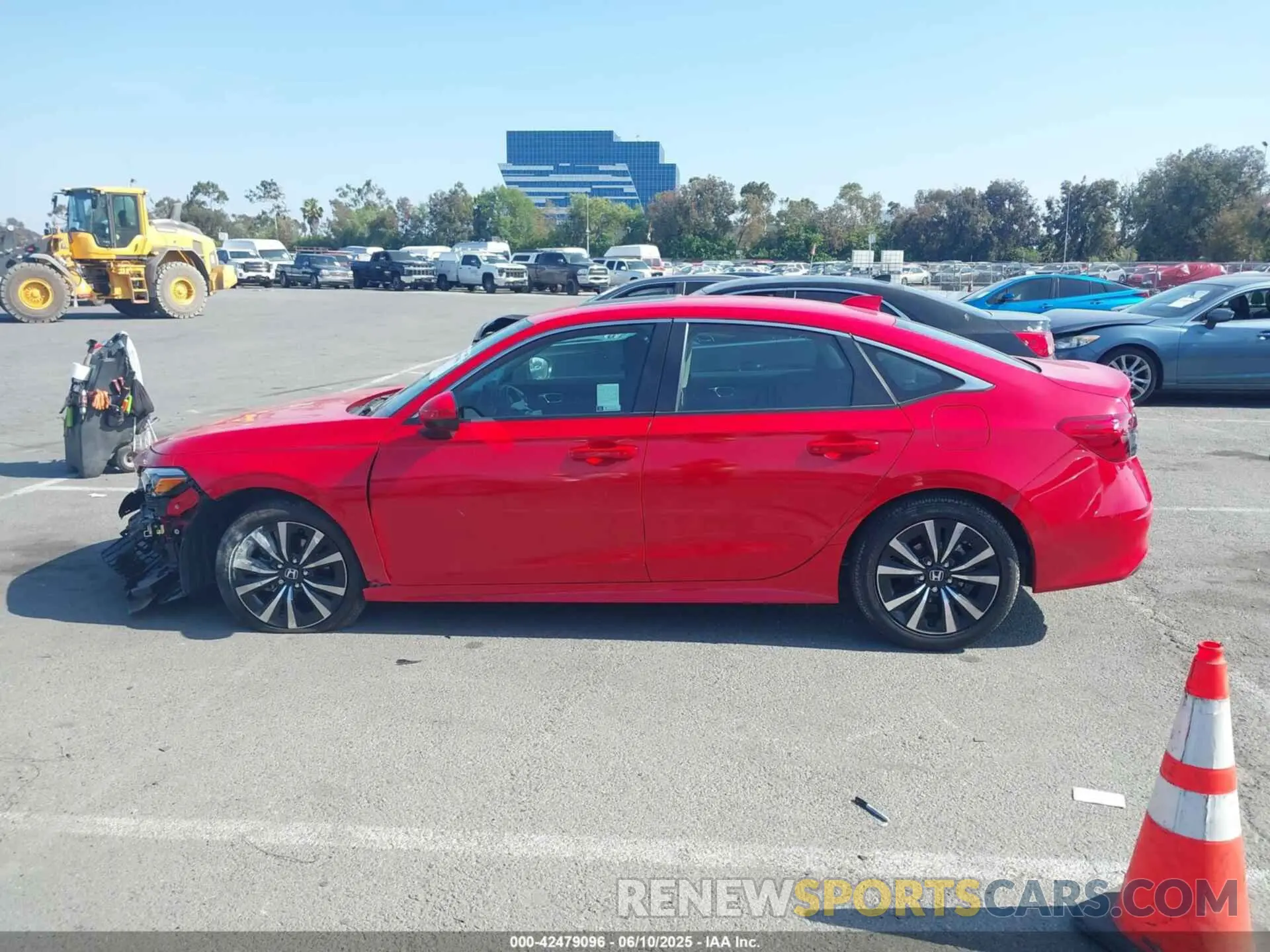 15 Photograph of a damaged car 2HGFE1F76RH334002 HONDA CIVIC 2024
