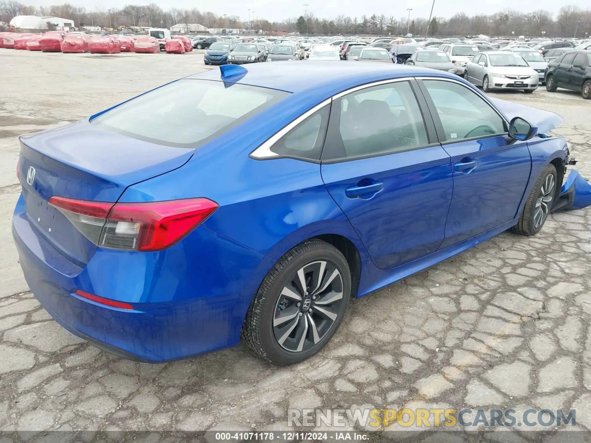 4 Photograph of a damaged car 2HGFE1F78RH338584 HONDA CIVIC 2024