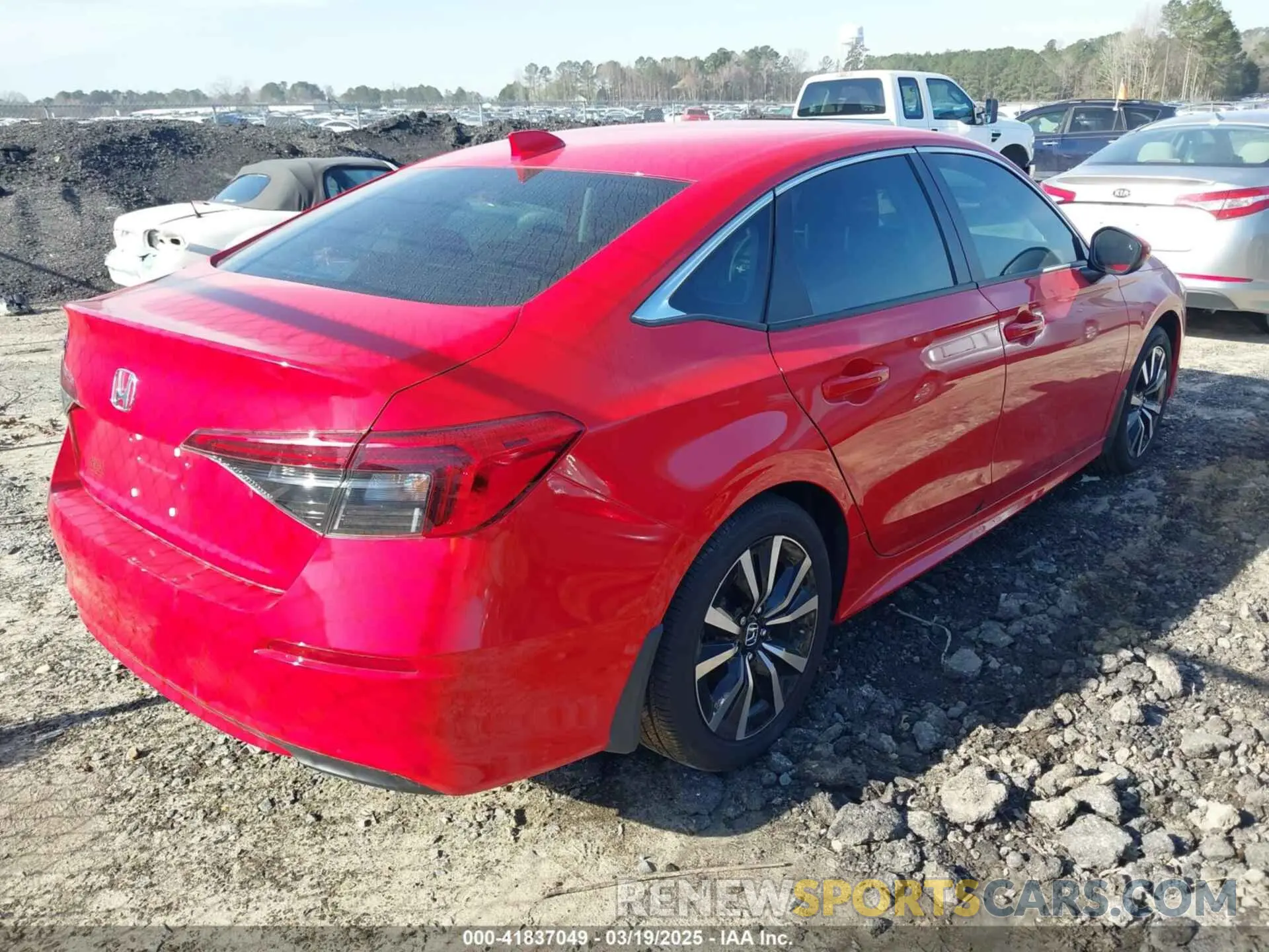 4 Photograph of a damaged car 2HGFE1F79RH306694 HONDA CIVIC 2024