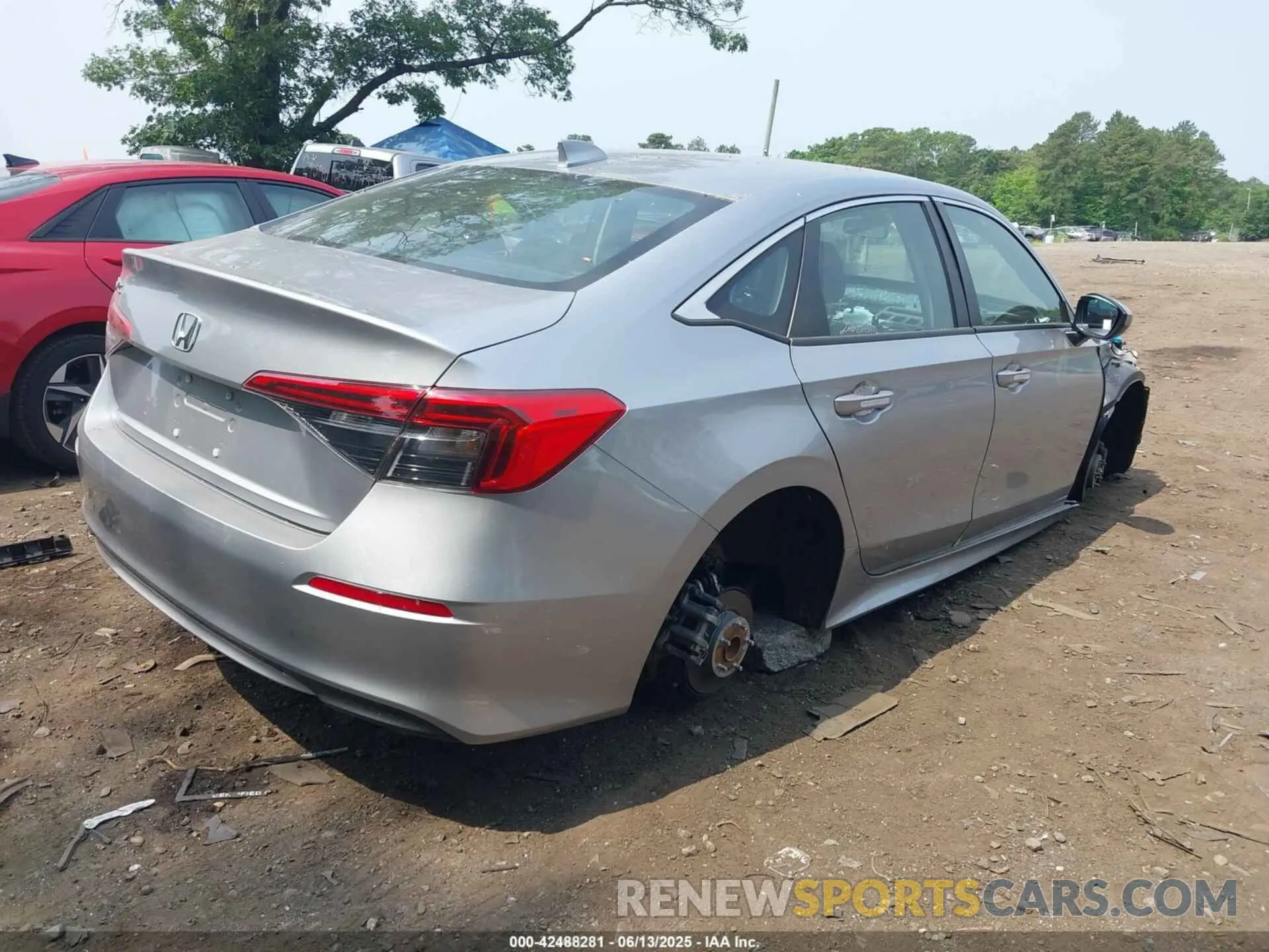 4 Photograph of a damaged car 2HGFE1F79RH325164 HONDA CIVIC 2024