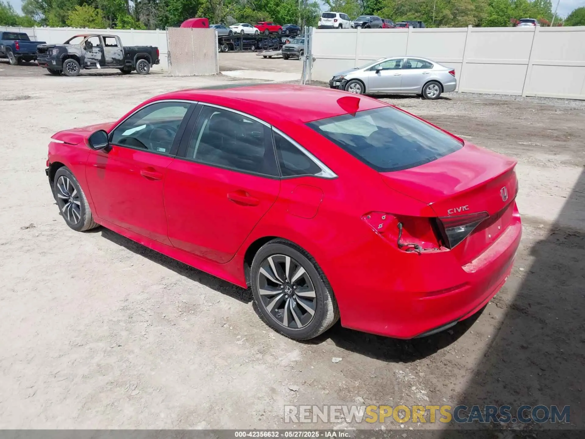 3 Photograph of a damaged car 2HGFE1F7XRH314027 HONDA CIVIC 2024