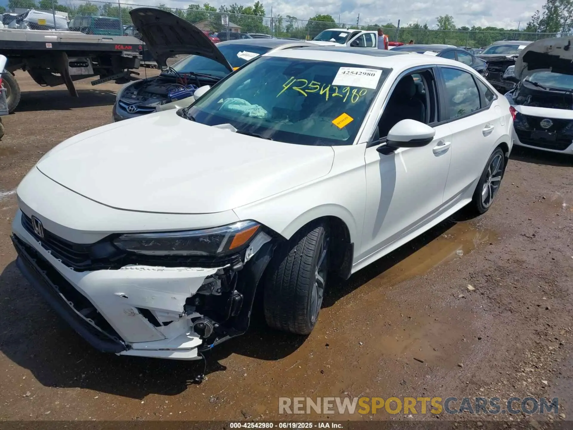 2 Photograph of a damaged car 2HGFE1F90RH324471 HONDA CIVIC 2024