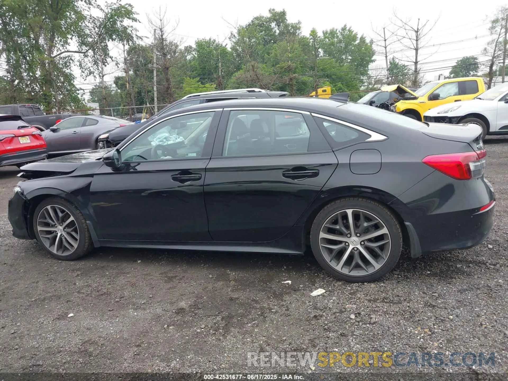 14 Photograph of a damaged car 2HGFE1F90RH333297 HONDA CIVIC 2024
