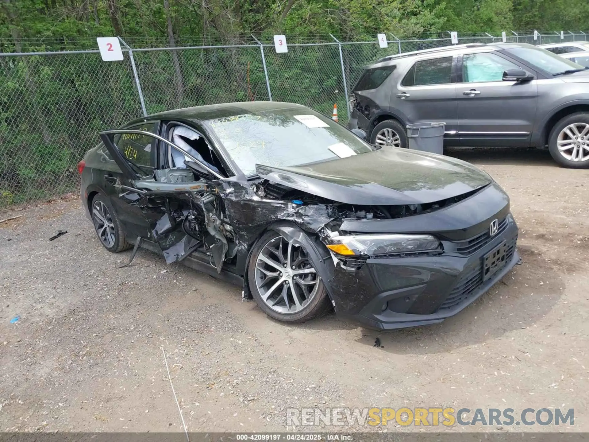 1 Photograph of a damaged car 2HGFE1F91RH329405 HONDA CIVIC 2024