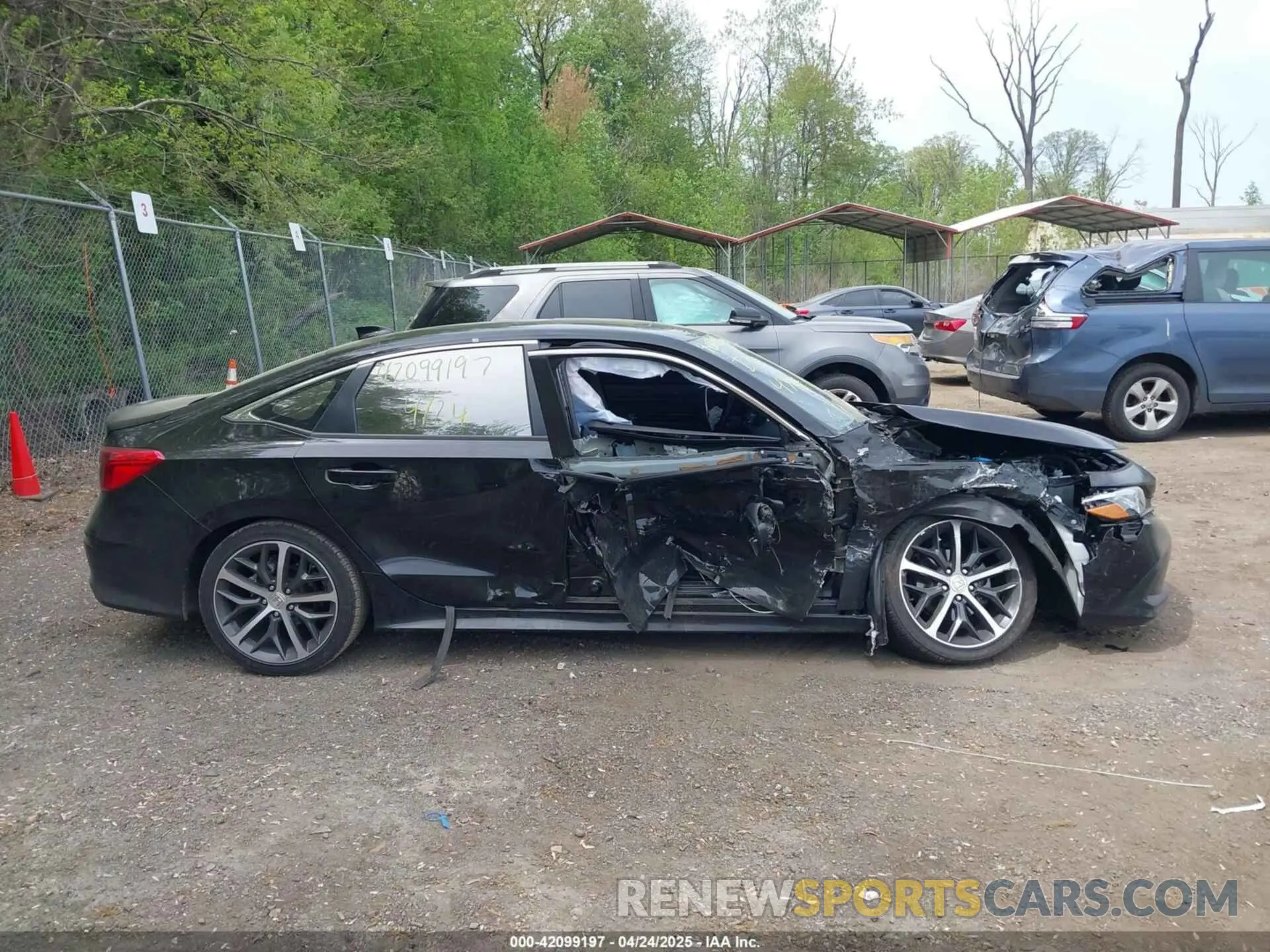 13 Photograph of a damaged car 2HGFE1F91RH329405 HONDA CIVIC 2024