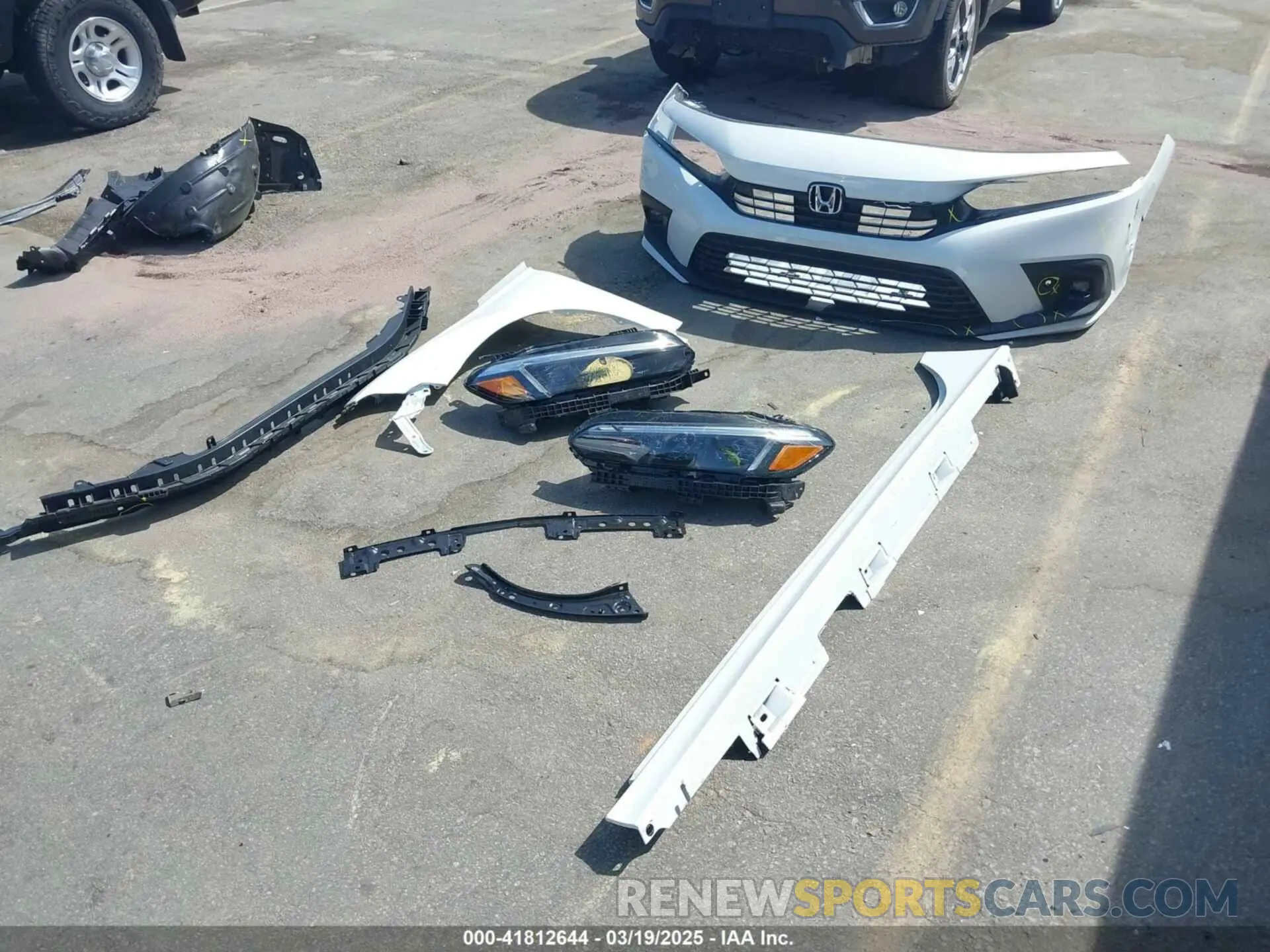 12 Photograph of a damaged car 2HGFE1F91RH340825 HONDA CIVIC 2024