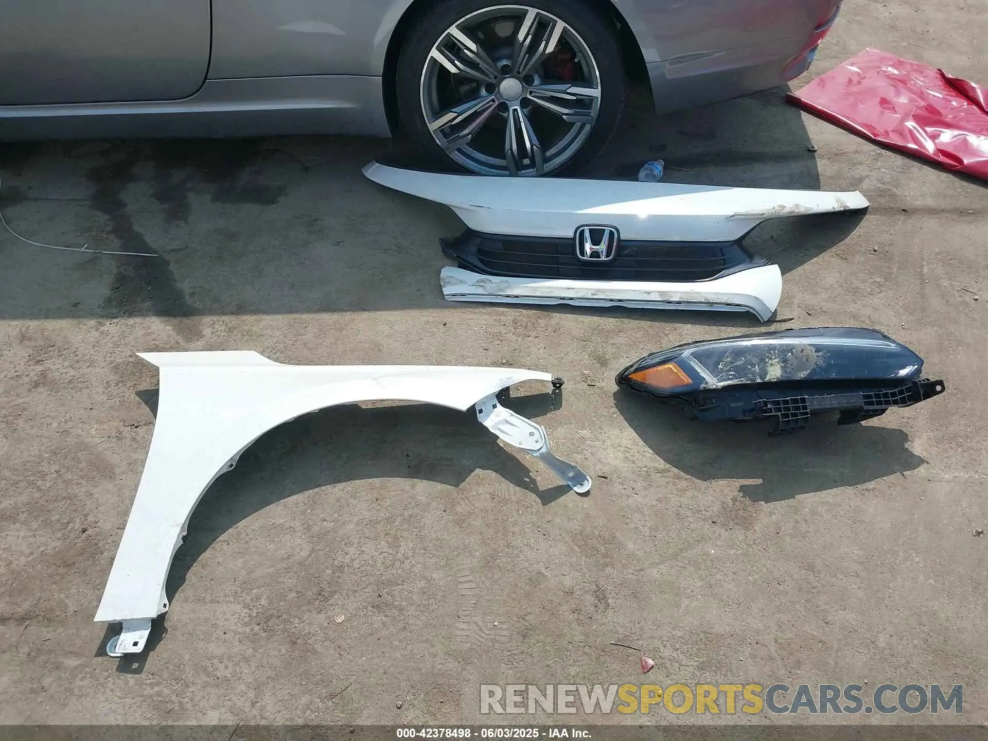 12 Photograph of a damaged car 2HGFE1F92RH313309 HONDA CIVIC 2024
