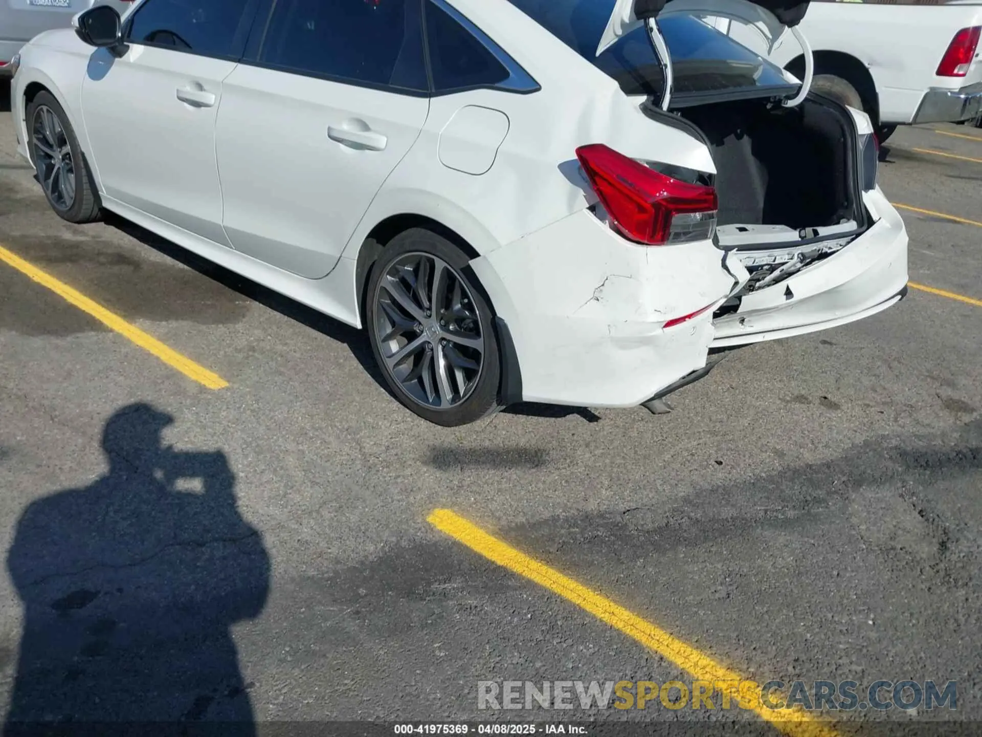 3 Photograph of a damaged car 2HGFE1F93RH303145 HONDA CIVIC 2024