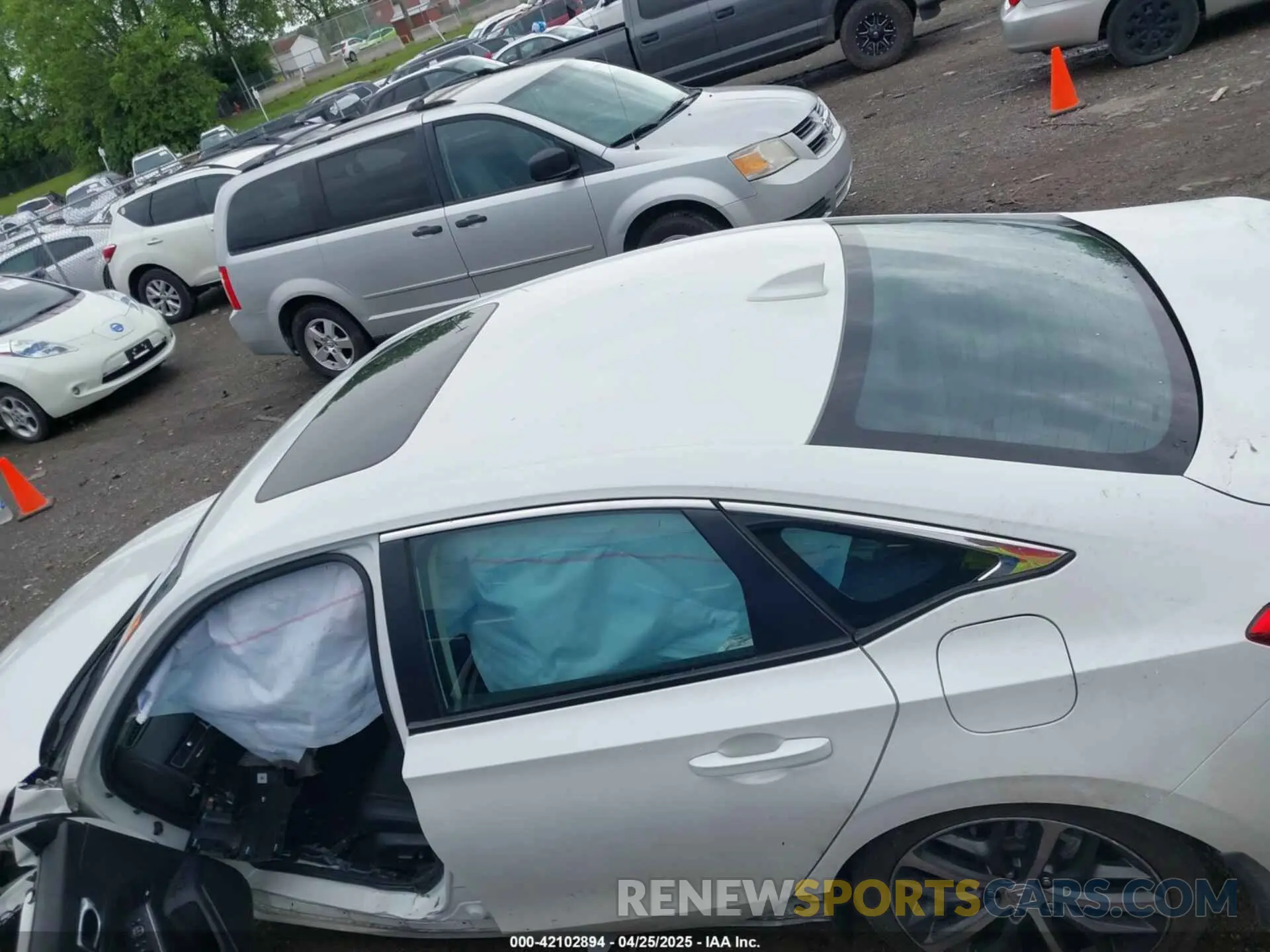 14 Photograph of a damaged car 2HGFE1F93RH341247 HONDA CIVIC 2024