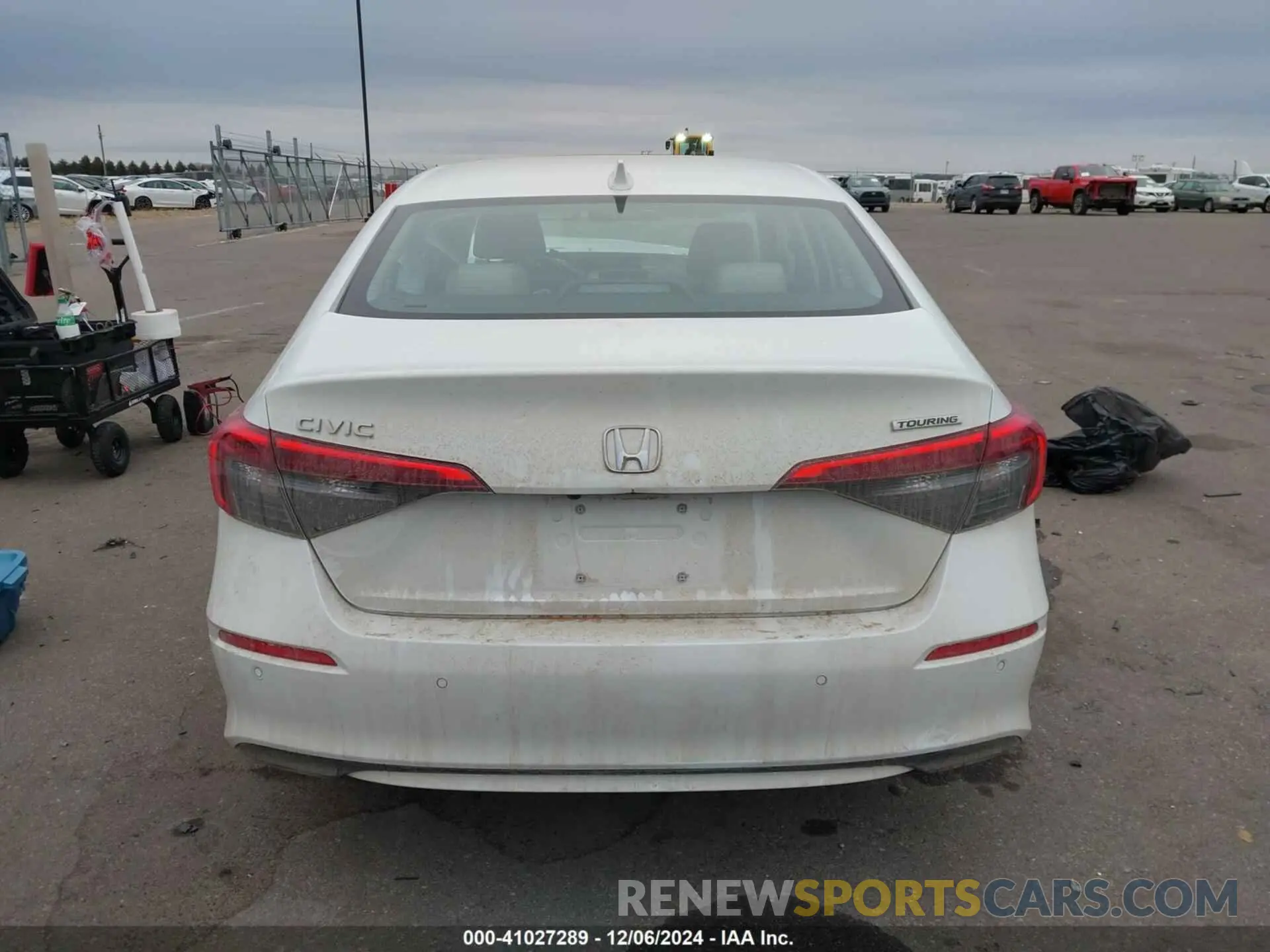 16 Photograph of a damaged car 2HGFE1F94RH306104 HONDA CIVIC 2024