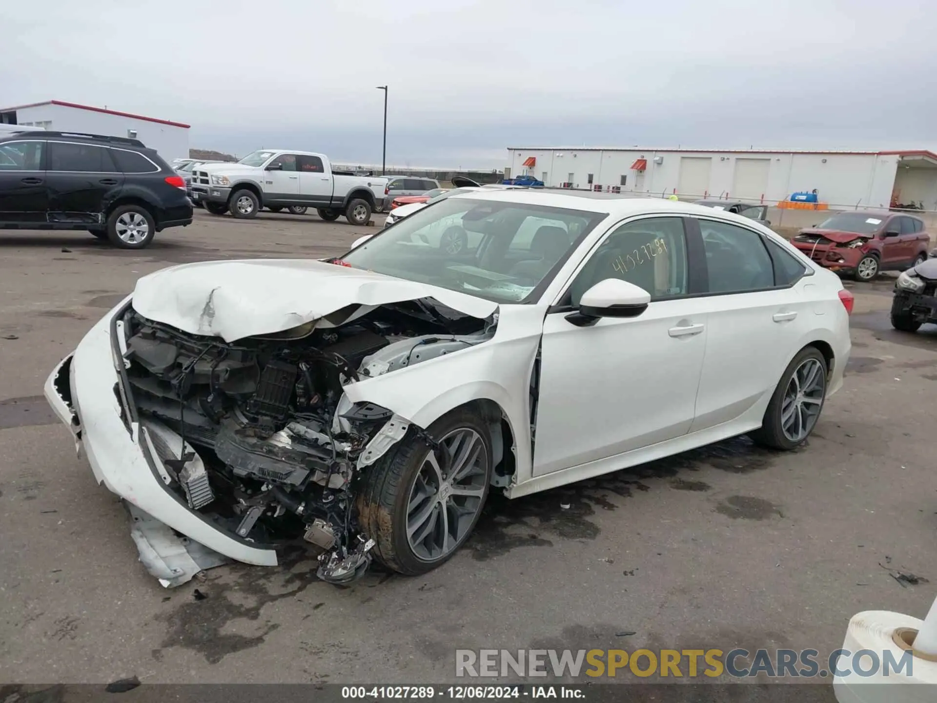2 Photograph of a damaged car 2HGFE1F94RH306104 HONDA CIVIC 2024