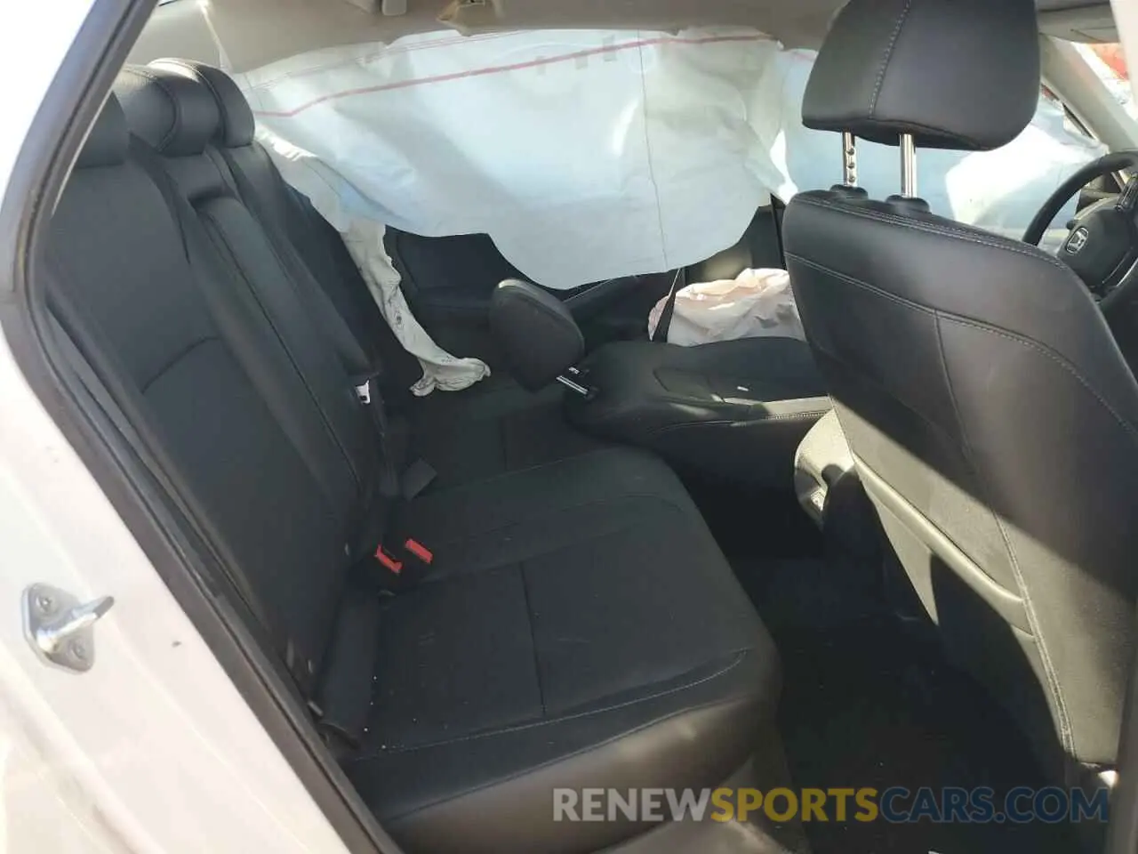 10 Photograph of a damaged car 2HGFE1F94RH313375 HONDA CIVIC 2024