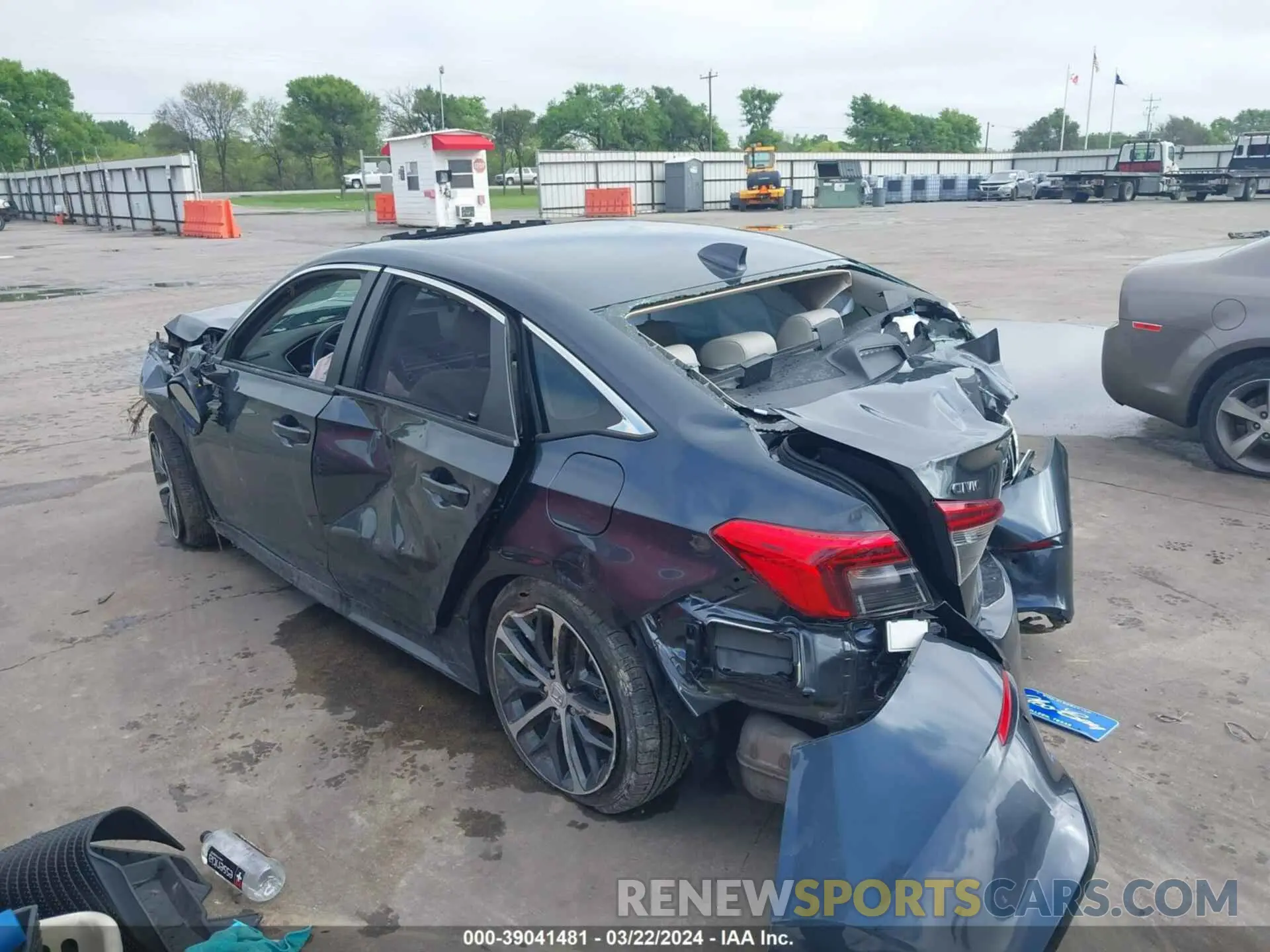 3 Photograph of a damaged car 2HGFE1F94RH317085 HONDA CIVIC 2024