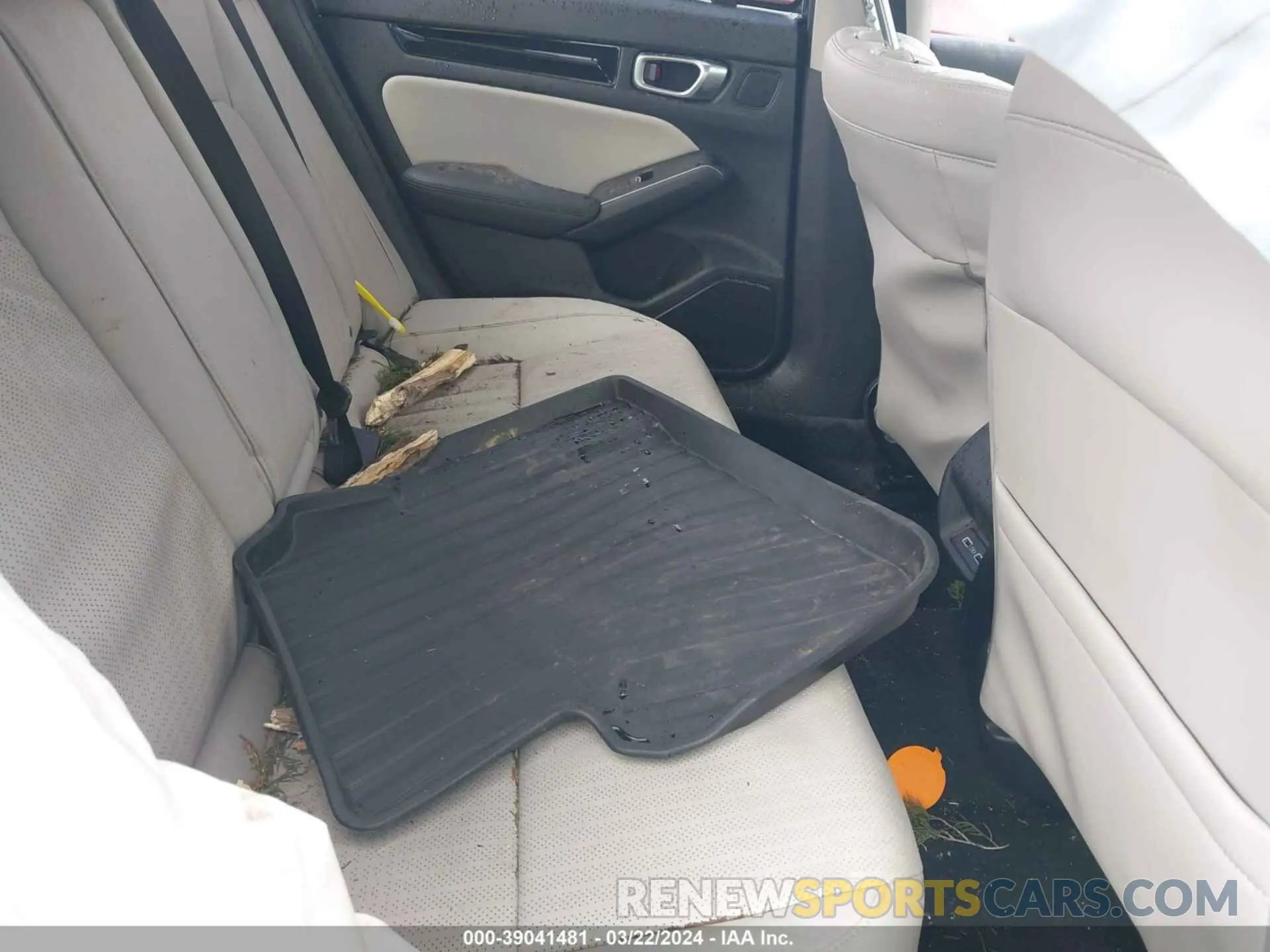 8 Photograph of a damaged car 2HGFE1F94RH317085 HONDA CIVIC 2024