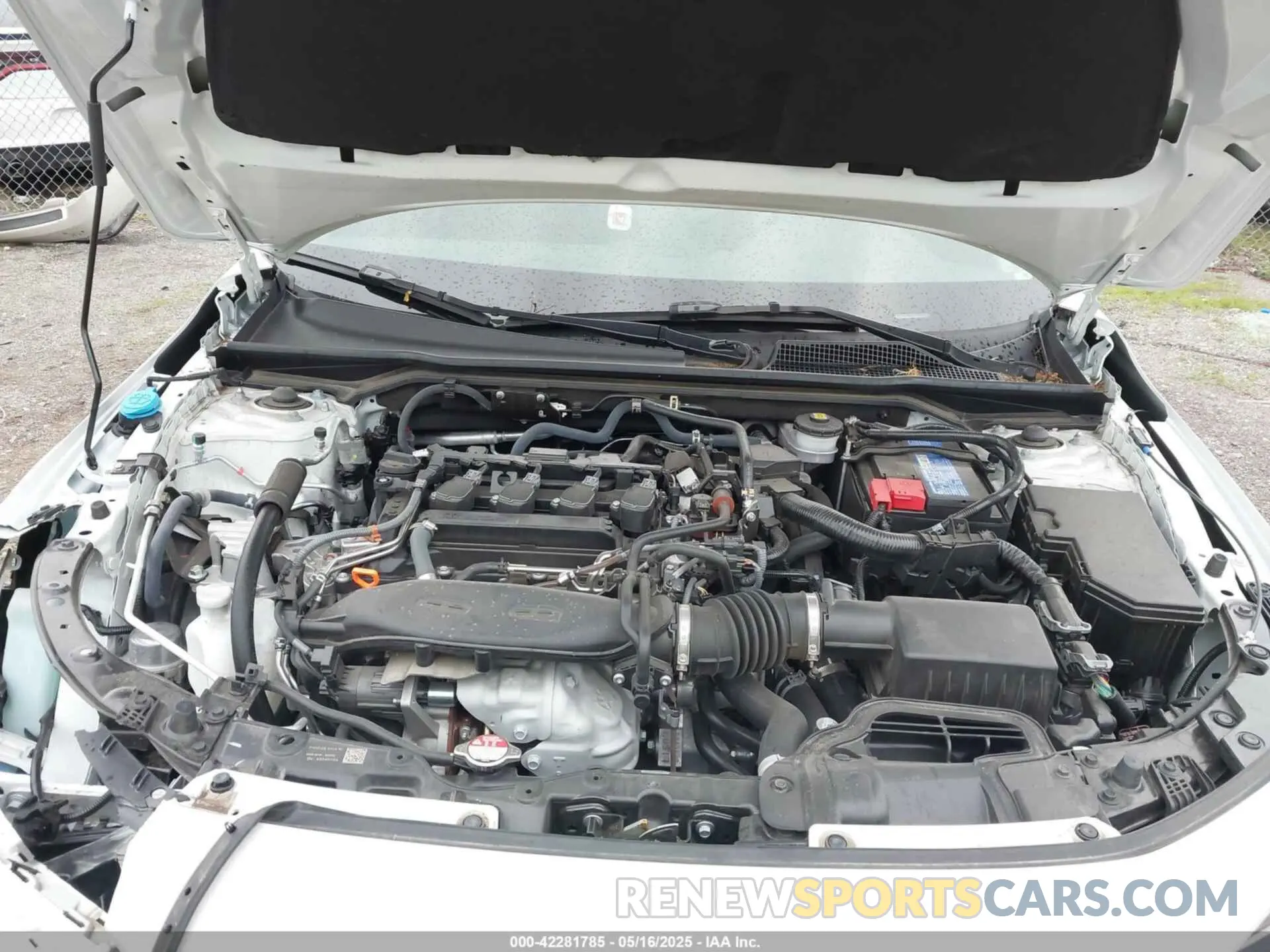10 Photograph of a damaged car 2HGFE1F95RH319394 HONDA CIVIC 2024