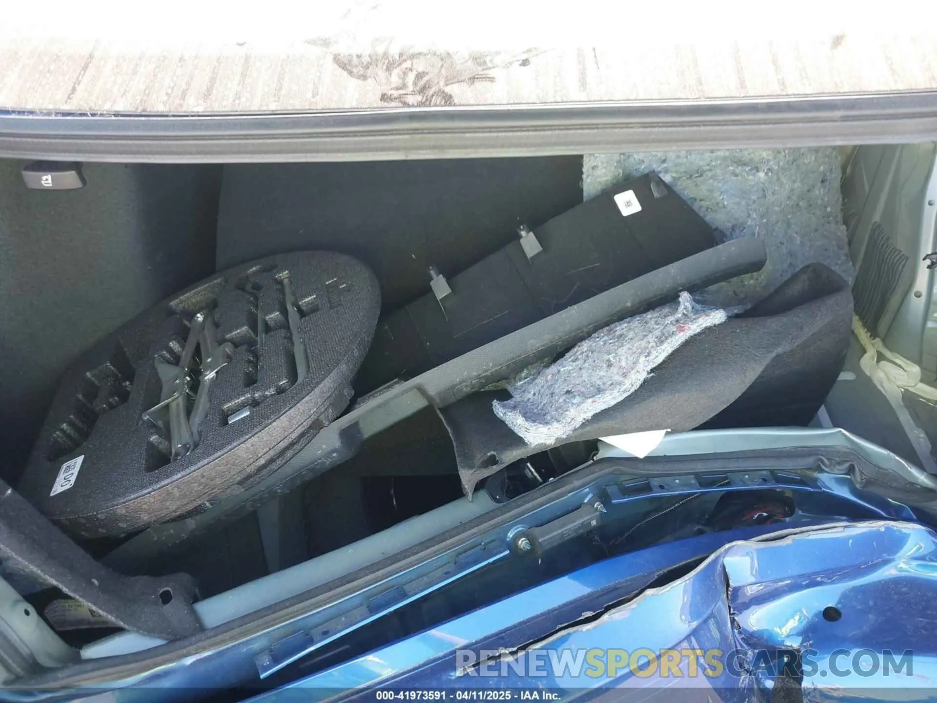 12 Photograph of a damaged car 2HGFE1F96RH315287 HONDA CIVIC 2024