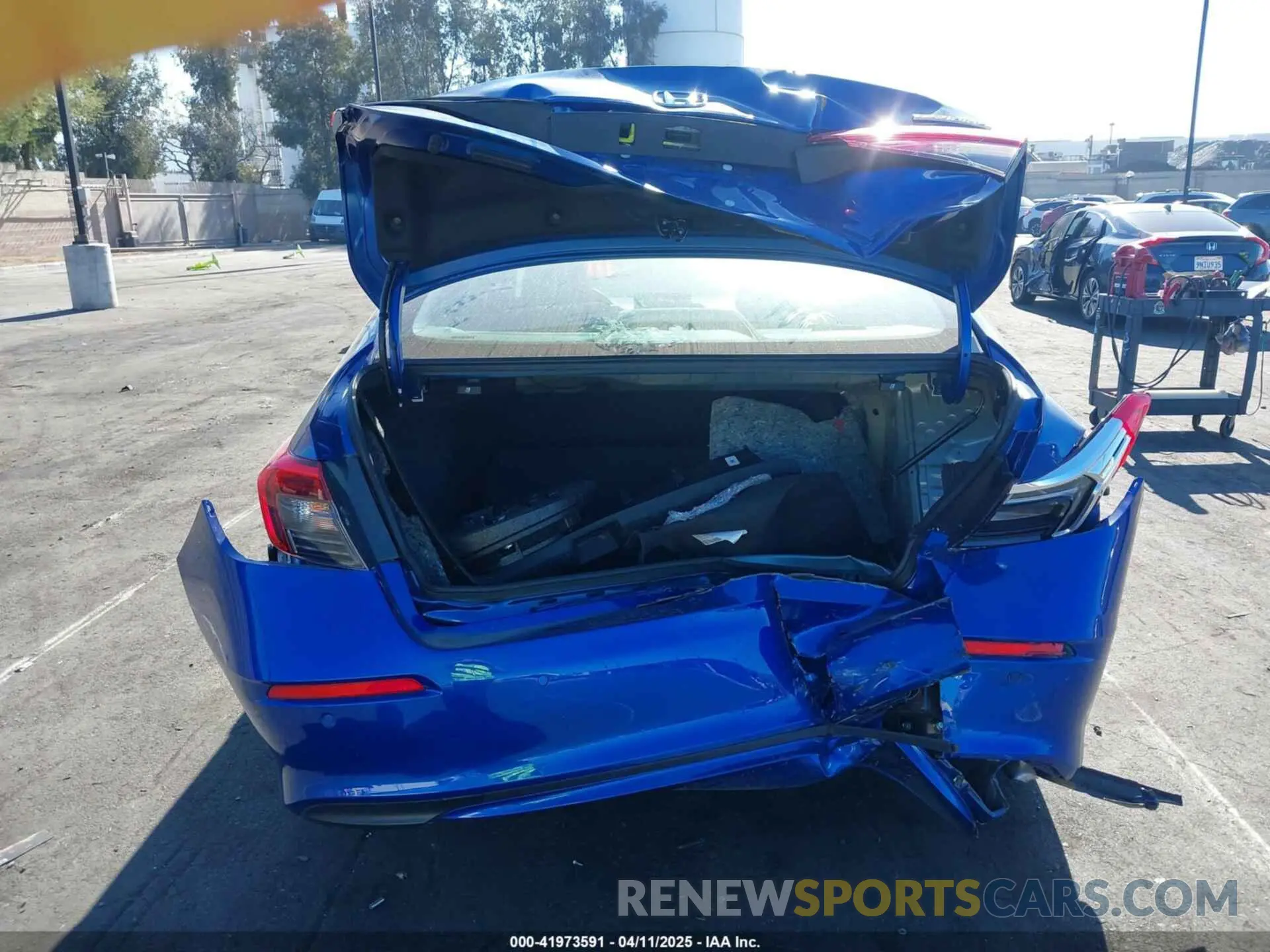 17 Photograph of a damaged car 2HGFE1F96RH315287 HONDA CIVIC 2024