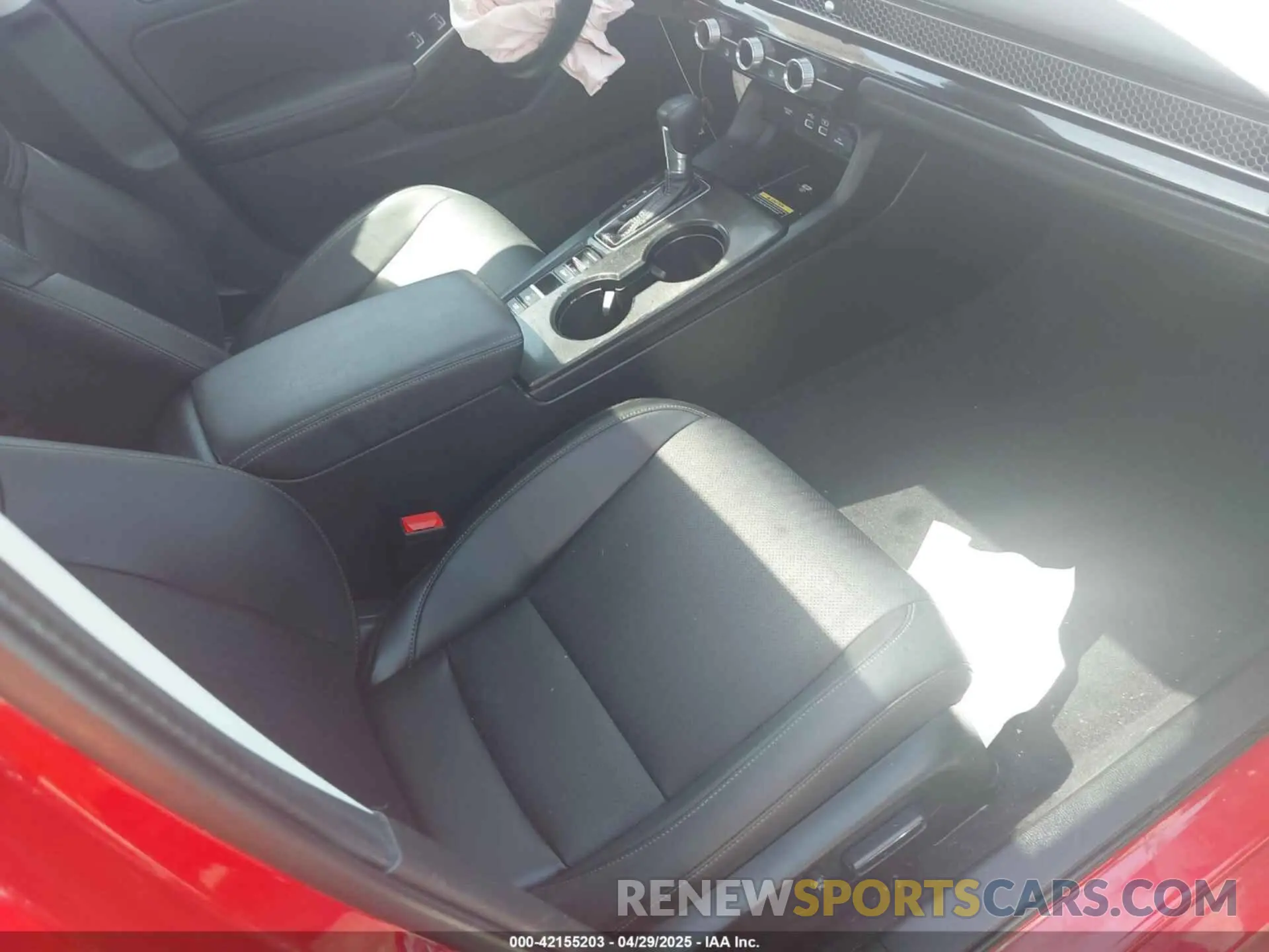 5 Photograph of a damaged car 2HGFE1F97RH302435 HONDA CIVIC 2024