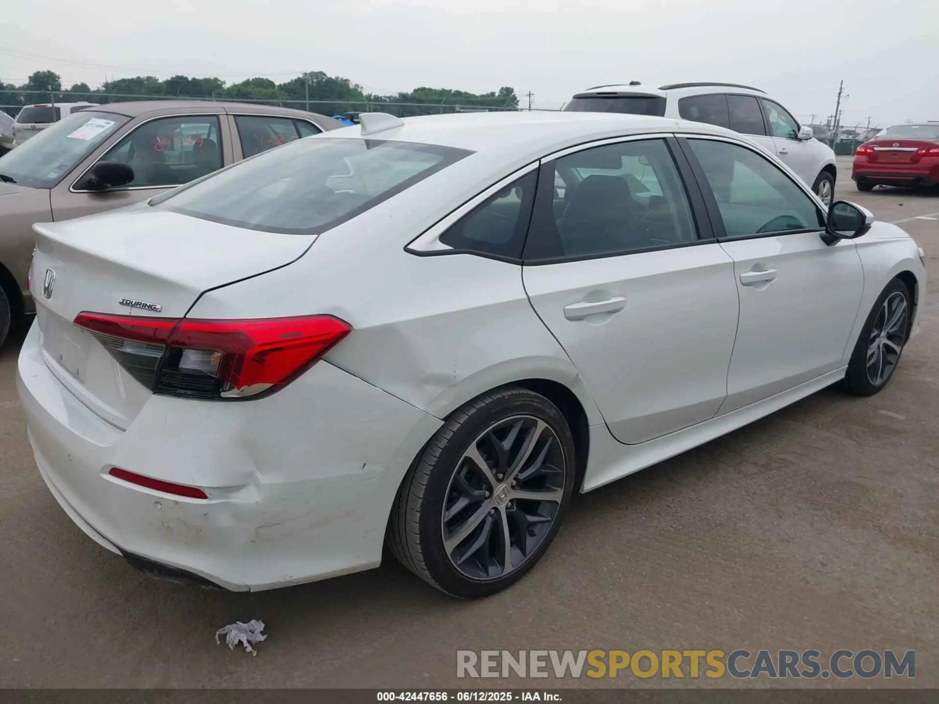 4 Photograph of a damaged car 2HGFE1F97RH332020 HONDA CIVIC 2024