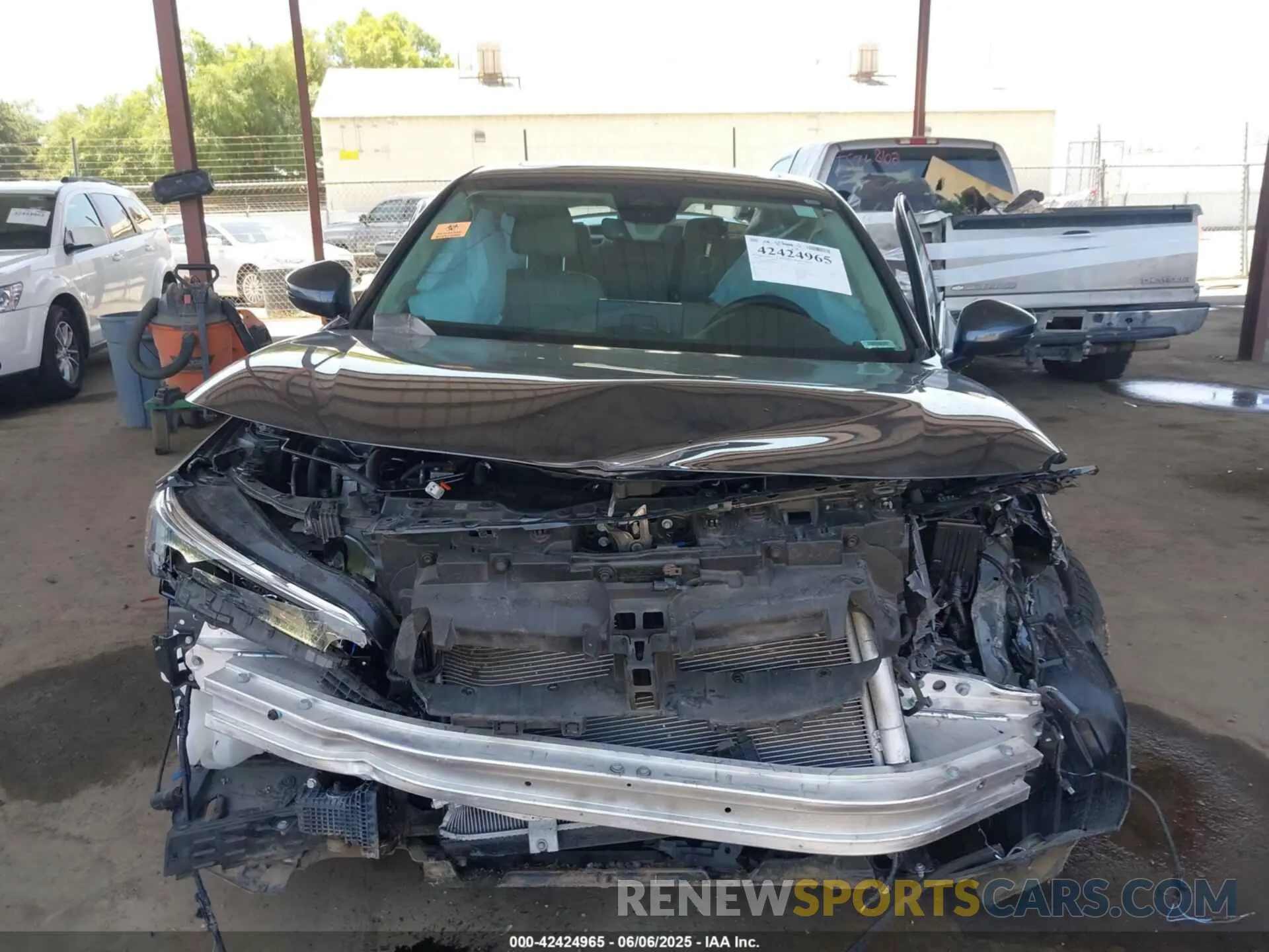 6 Photograph of a damaged car 2HGFE1F98RH312956 HONDA CIVIC 2024