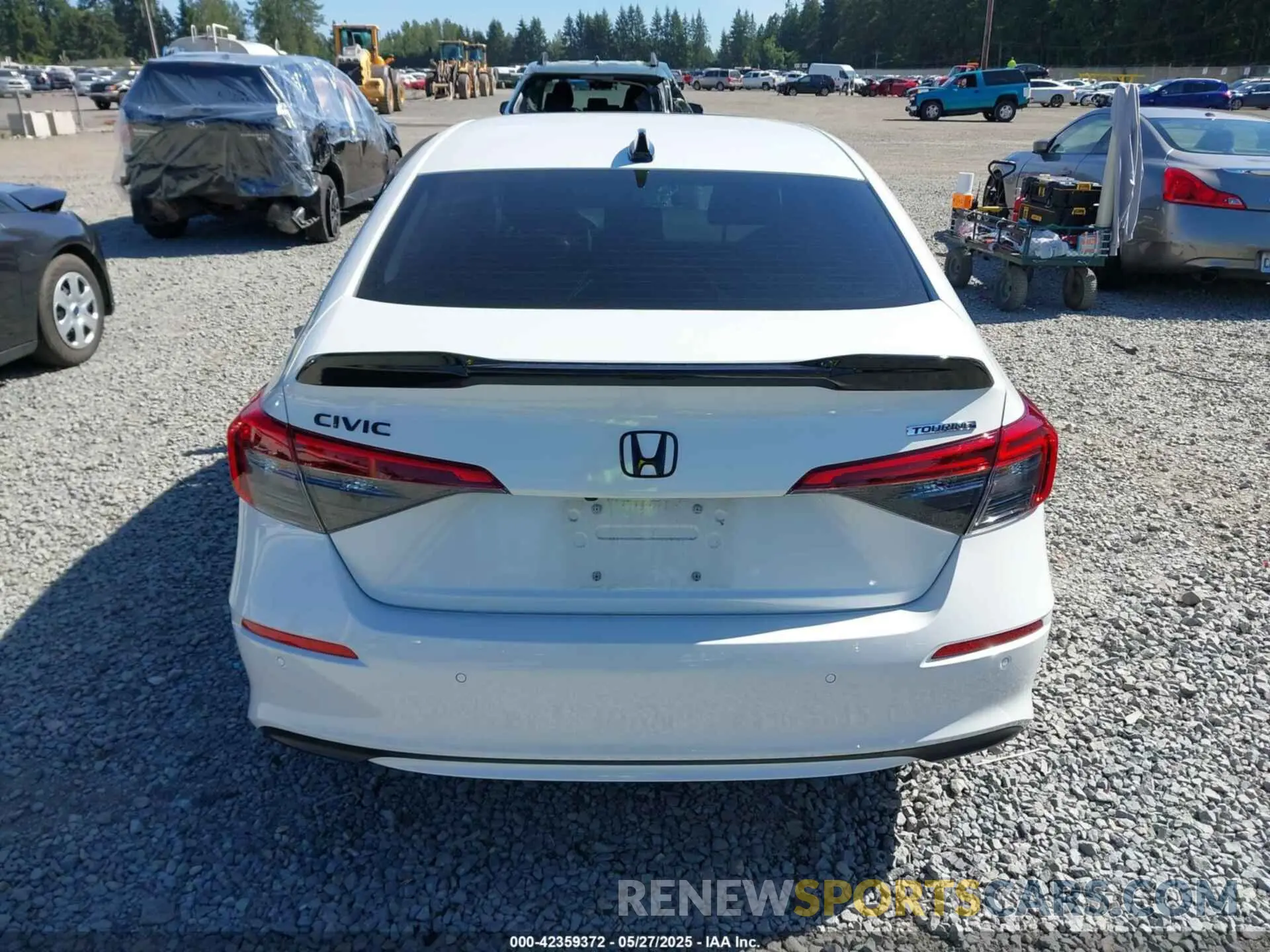 16 Photograph of a damaged car 2HGFE1F98RH339977 HONDA CIVIC 2024