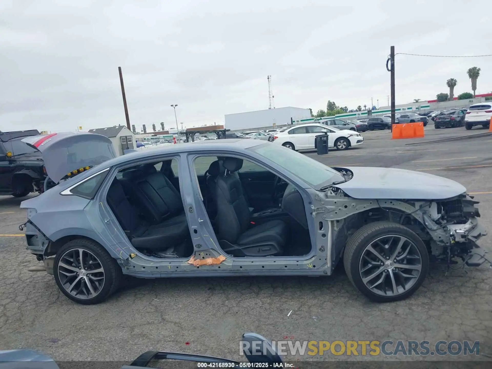 14 Photograph of a damaged car 2HGFE1F99RH320953 HONDA CIVIC 2024