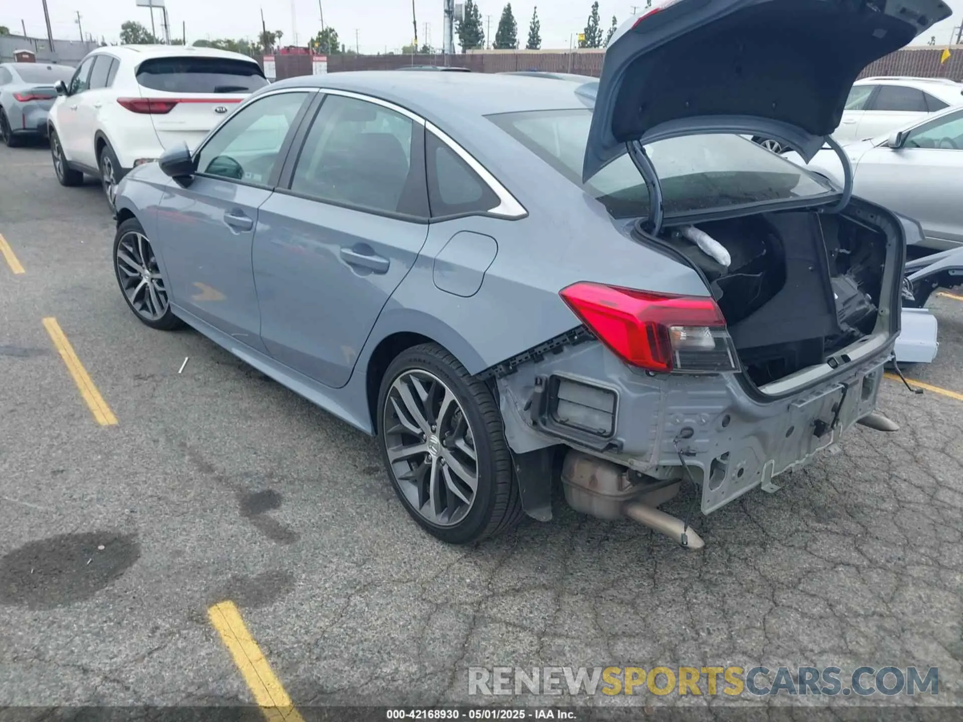 3 Photograph of a damaged car 2HGFE1F99RH320953 HONDA CIVIC 2024