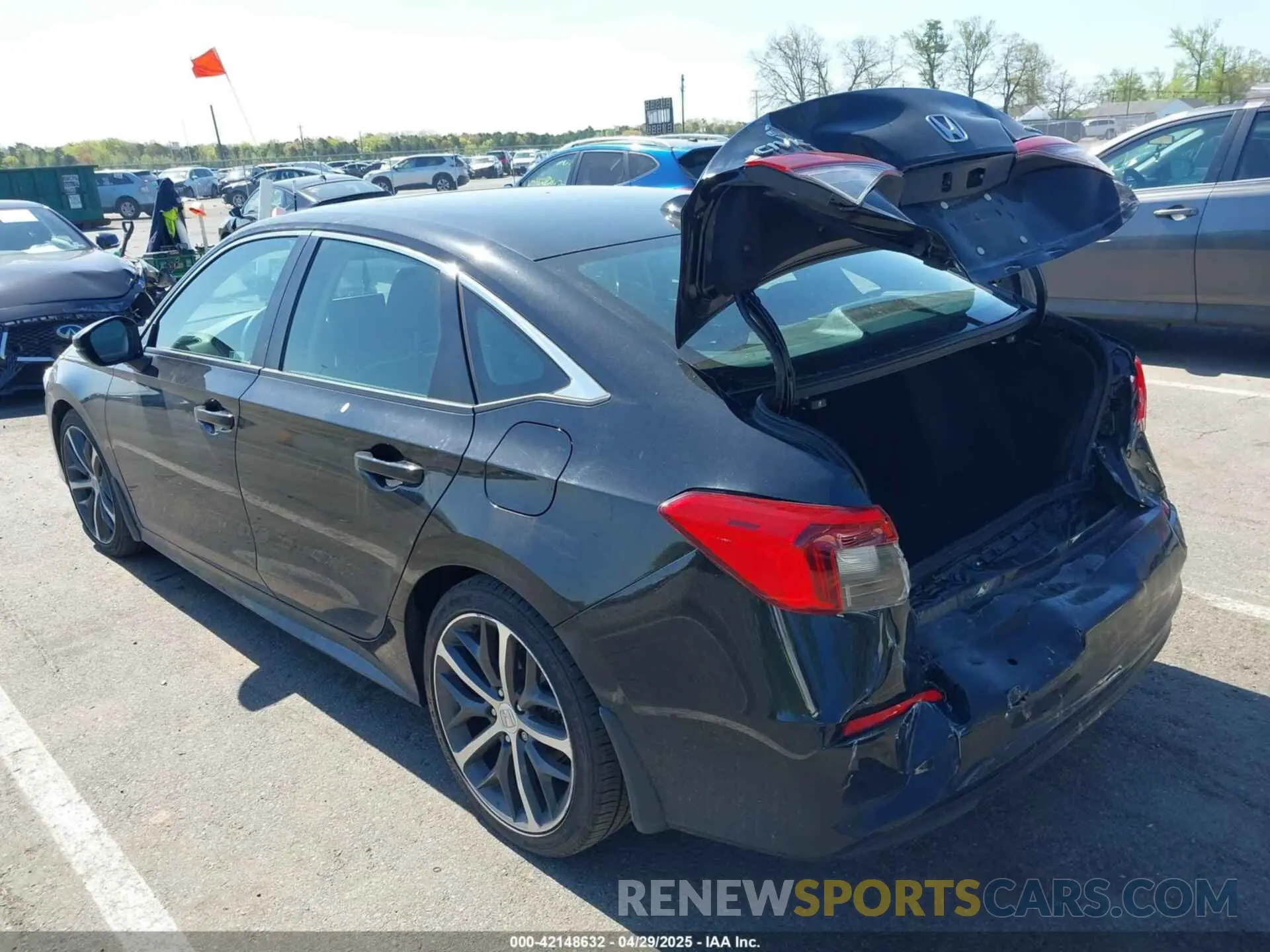 3 Photograph of a damaged car 2HGFE1F9XRH324588 HONDA CIVIC 2024