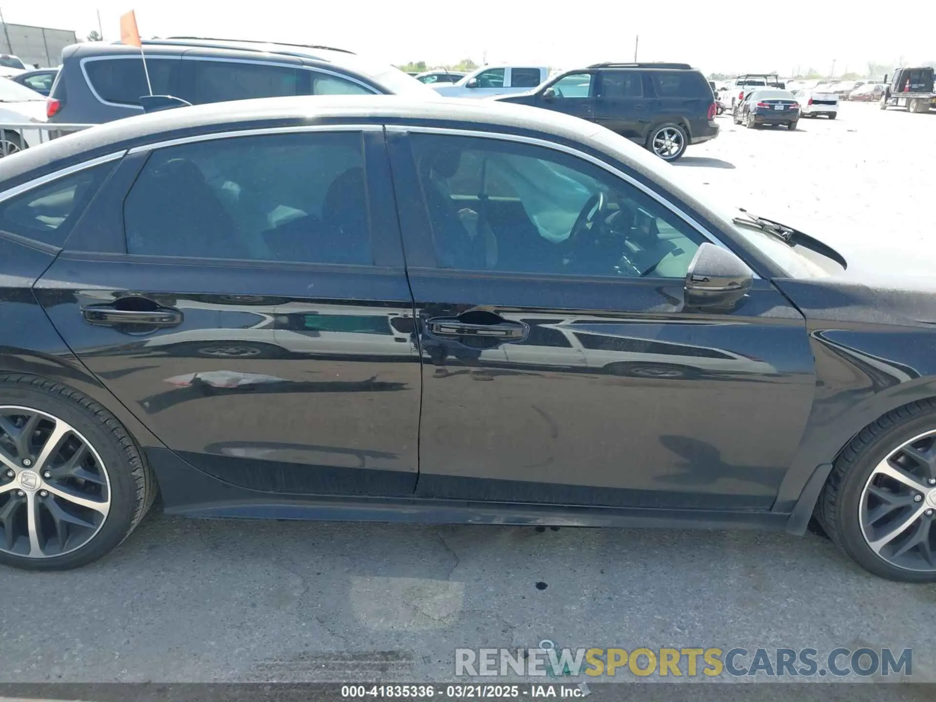 13 Photograph of a damaged car 2HGFE1F9XRH326146 HONDA CIVIC 2024