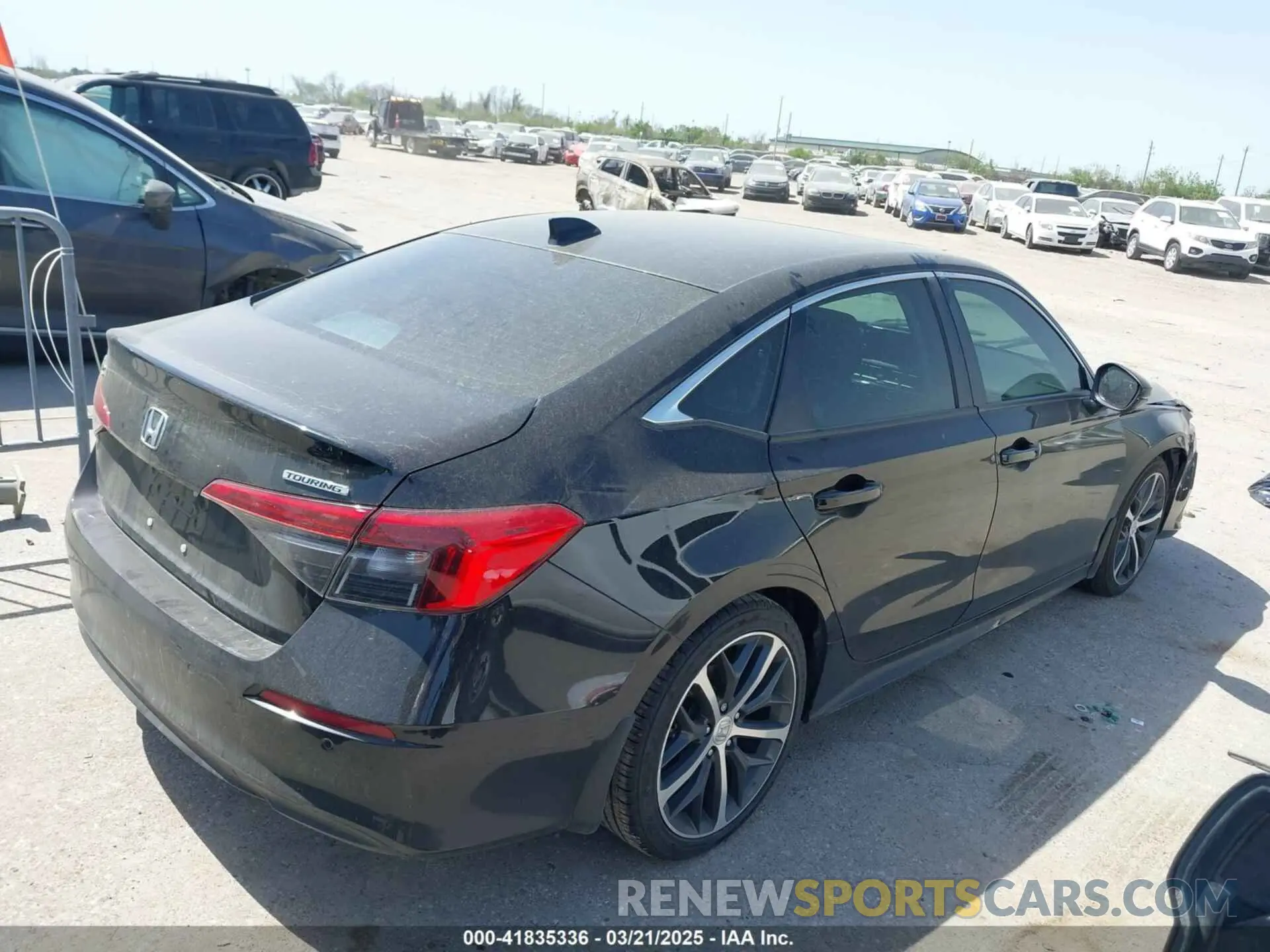 4 Photograph of a damaged car 2HGFE1F9XRH326146 HONDA CIVIC 2024