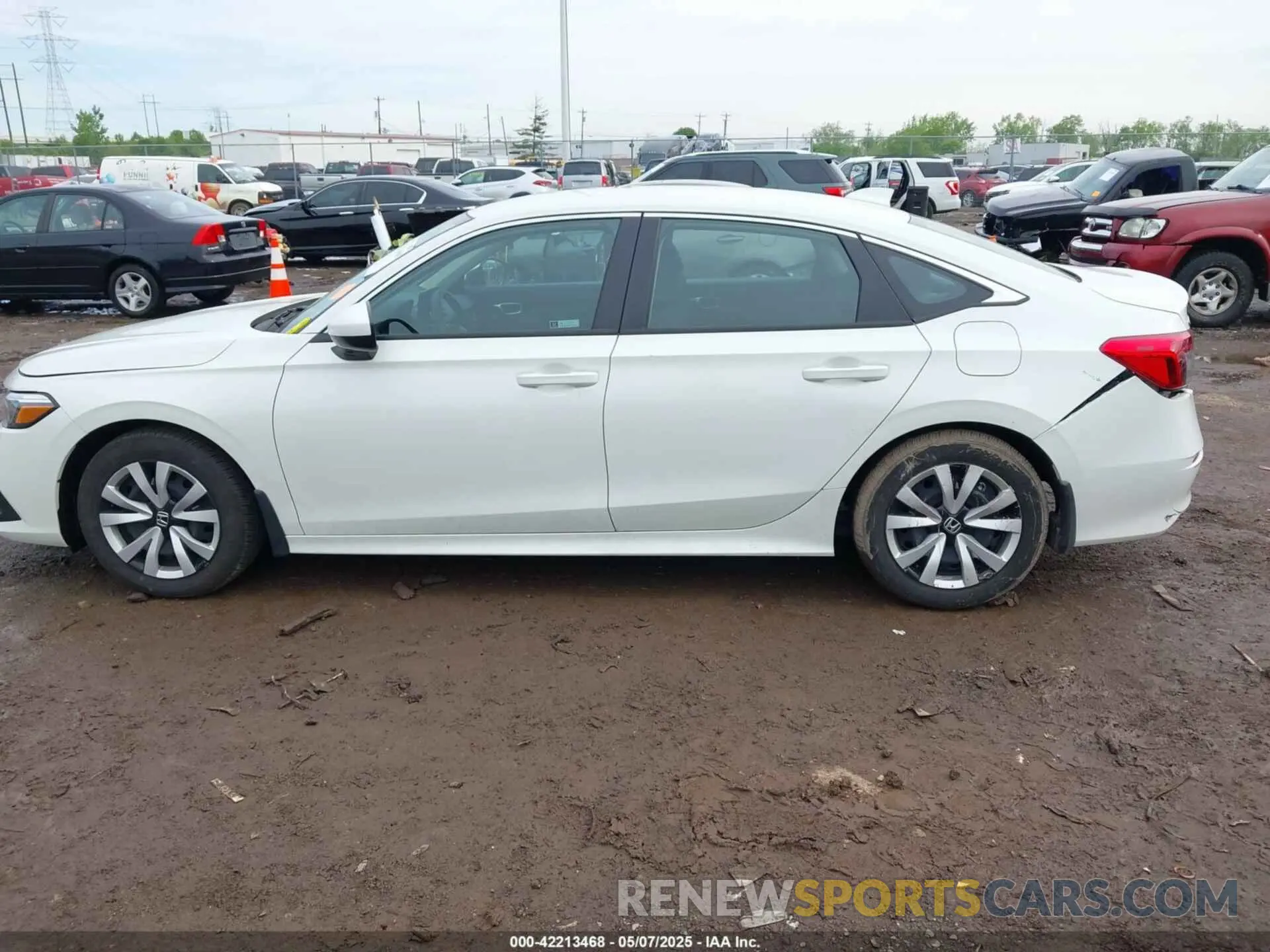 14 Photograph of a damaged car 2HGFE2F20RH523593 HONDA CIVIC 2024