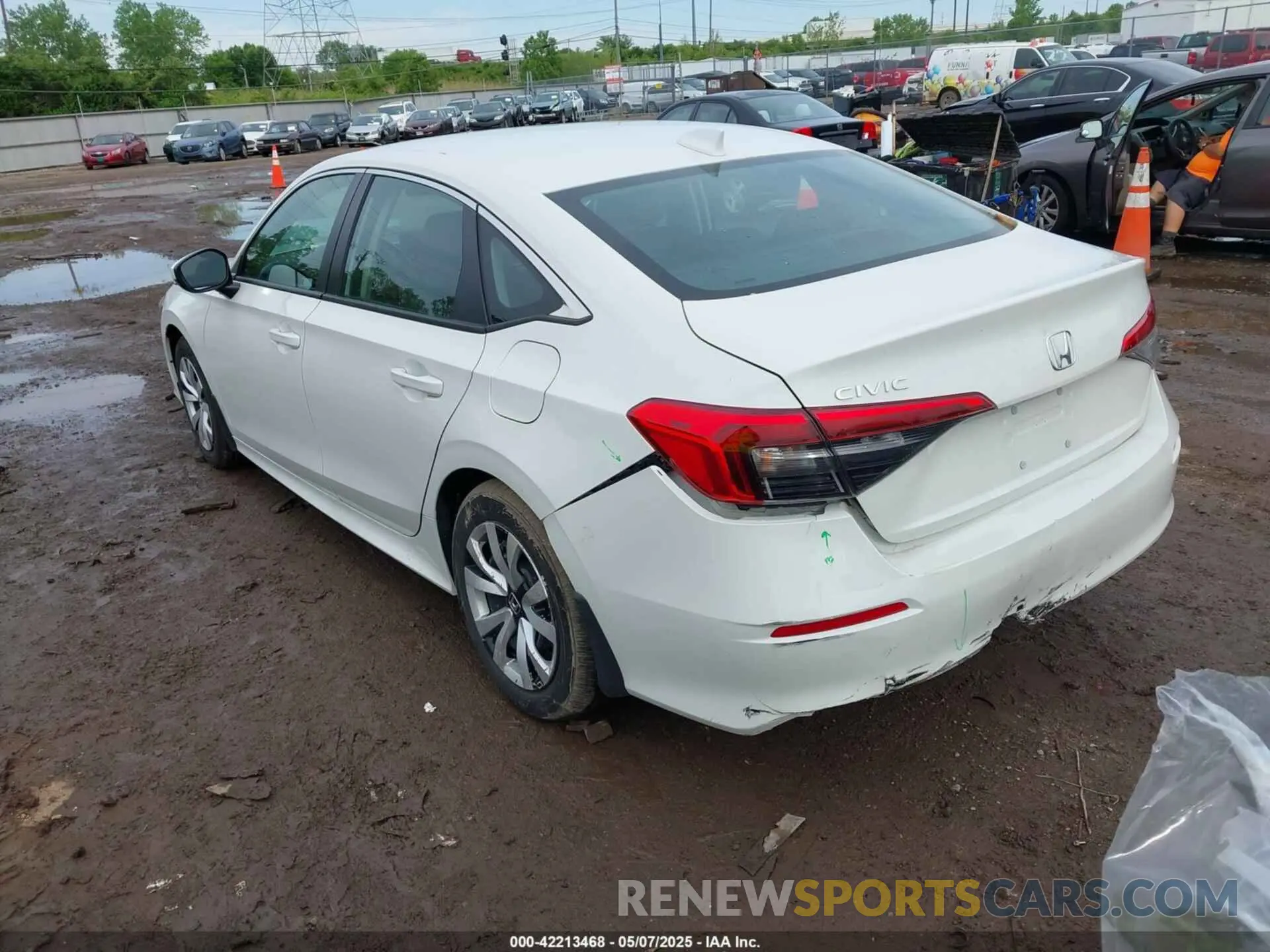 3 Photograph of a damaged car 2HGFE2F20RH523593 HONDA CIVIC 2024