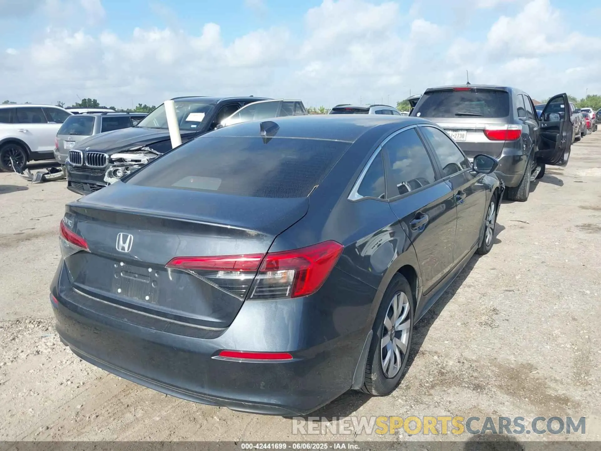 4 Photograph of a damaged car 2HGFE2F22RH562119 HONDA CIVIC 2024