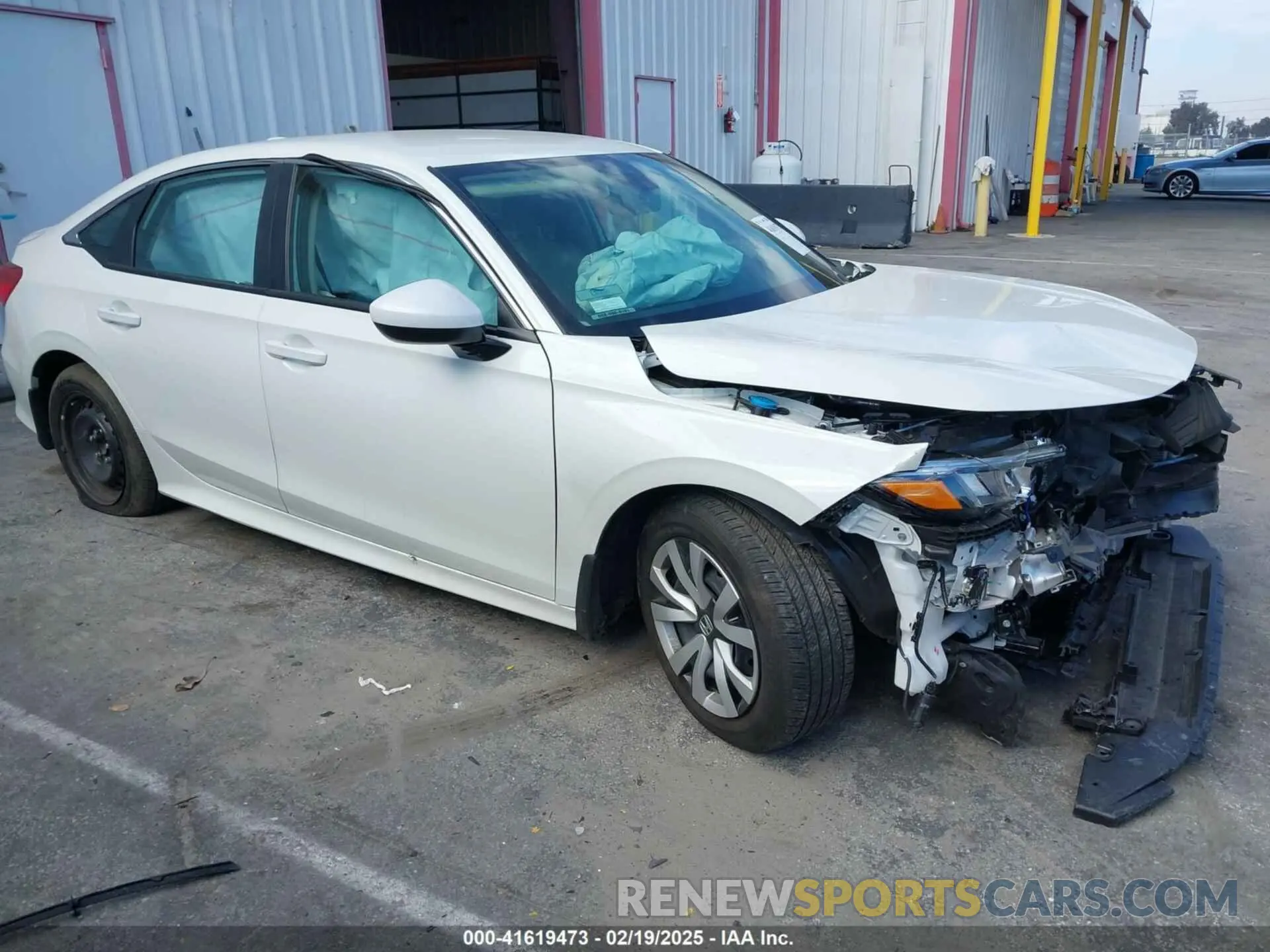 1 Photograph of a damaged car 2HGFE2F23RH556541 HONDA CIVIC 2024