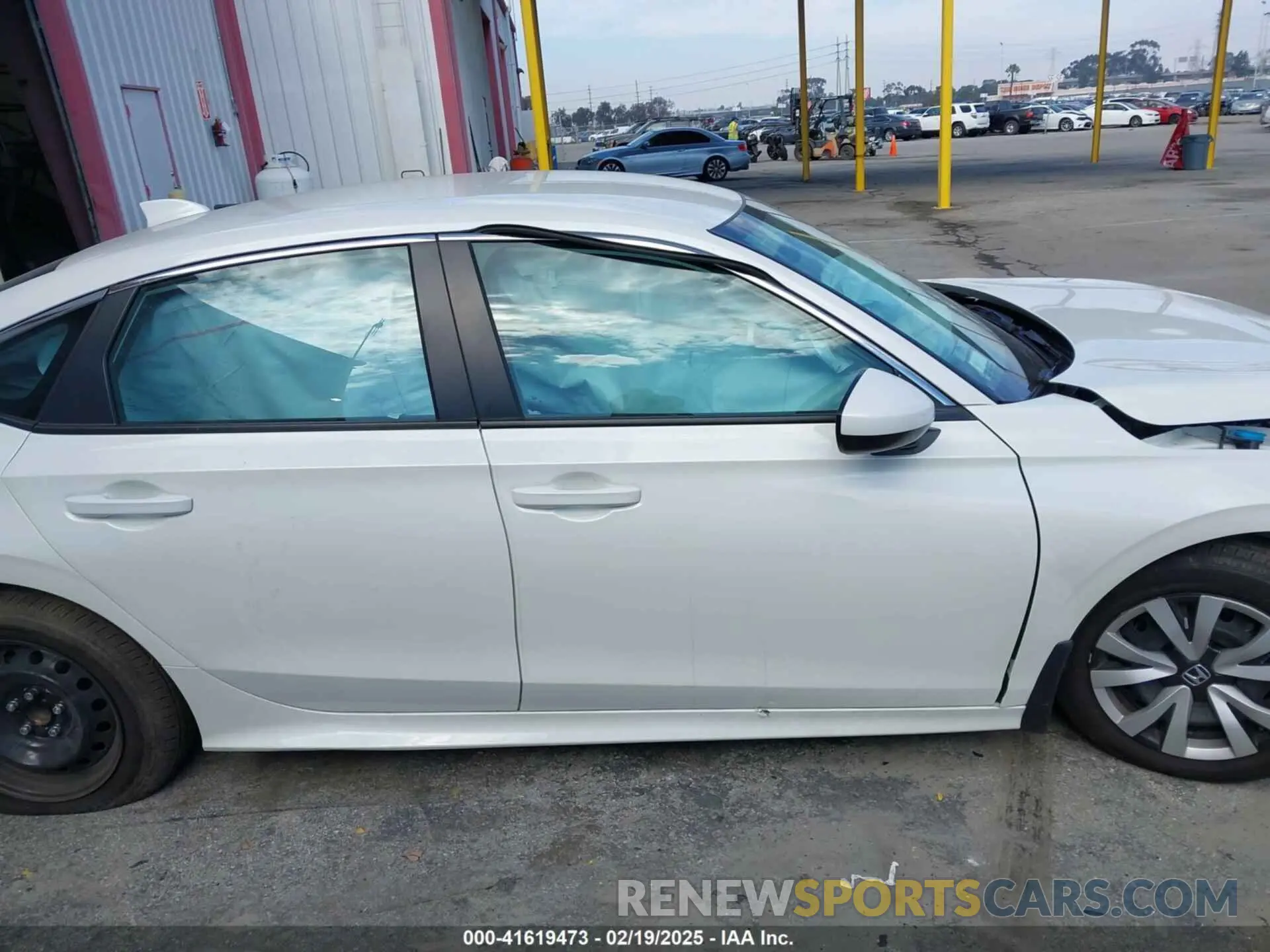 14 Photograph of a damaged car 2HGFE2F23RH556541 HONDA CIVIC 2024