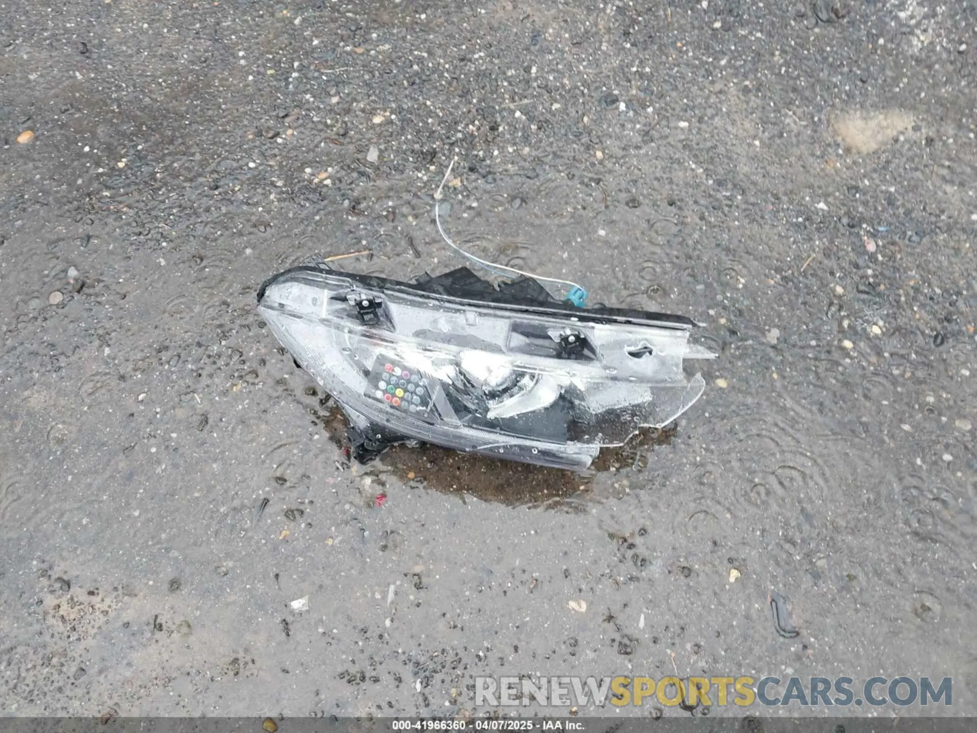 11 Photograph of a damaged car 2HGFE2F23RH566275 HONDA CIVIC 2024