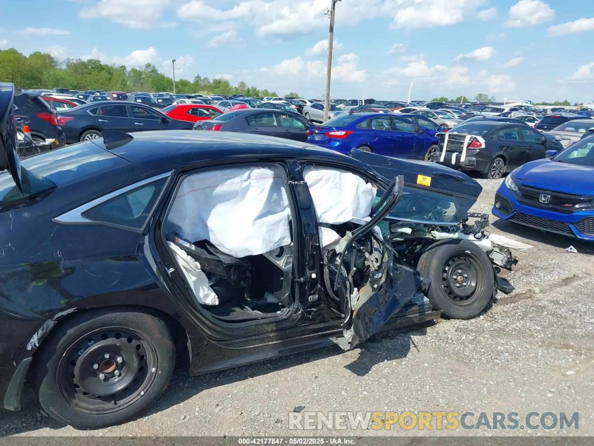 18 Photograph of a damaged car 2HGFE2F24RH561327 HONDA CIVIC 2024