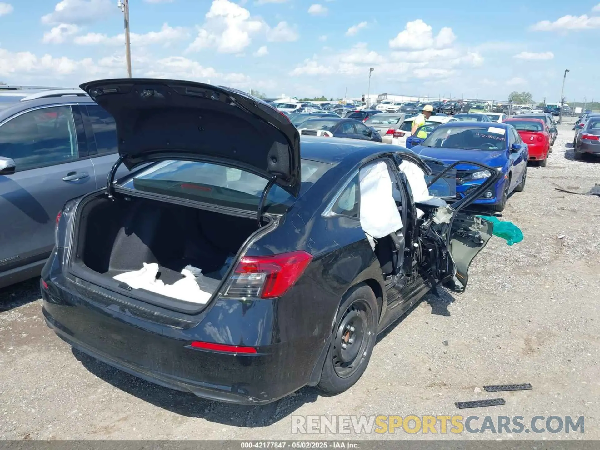 4 Photograph of a damaged car 2HGFE2F24RH561327 HONDA CIVIC 2024