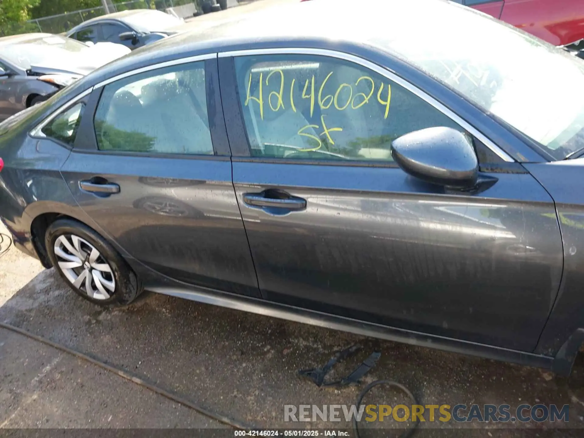 13 Photograph of a damaged car 2HGFE2F26RH590022 HONDA CIVIC 2024